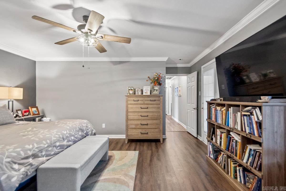 LONGHILLS VILLAGE - Residential