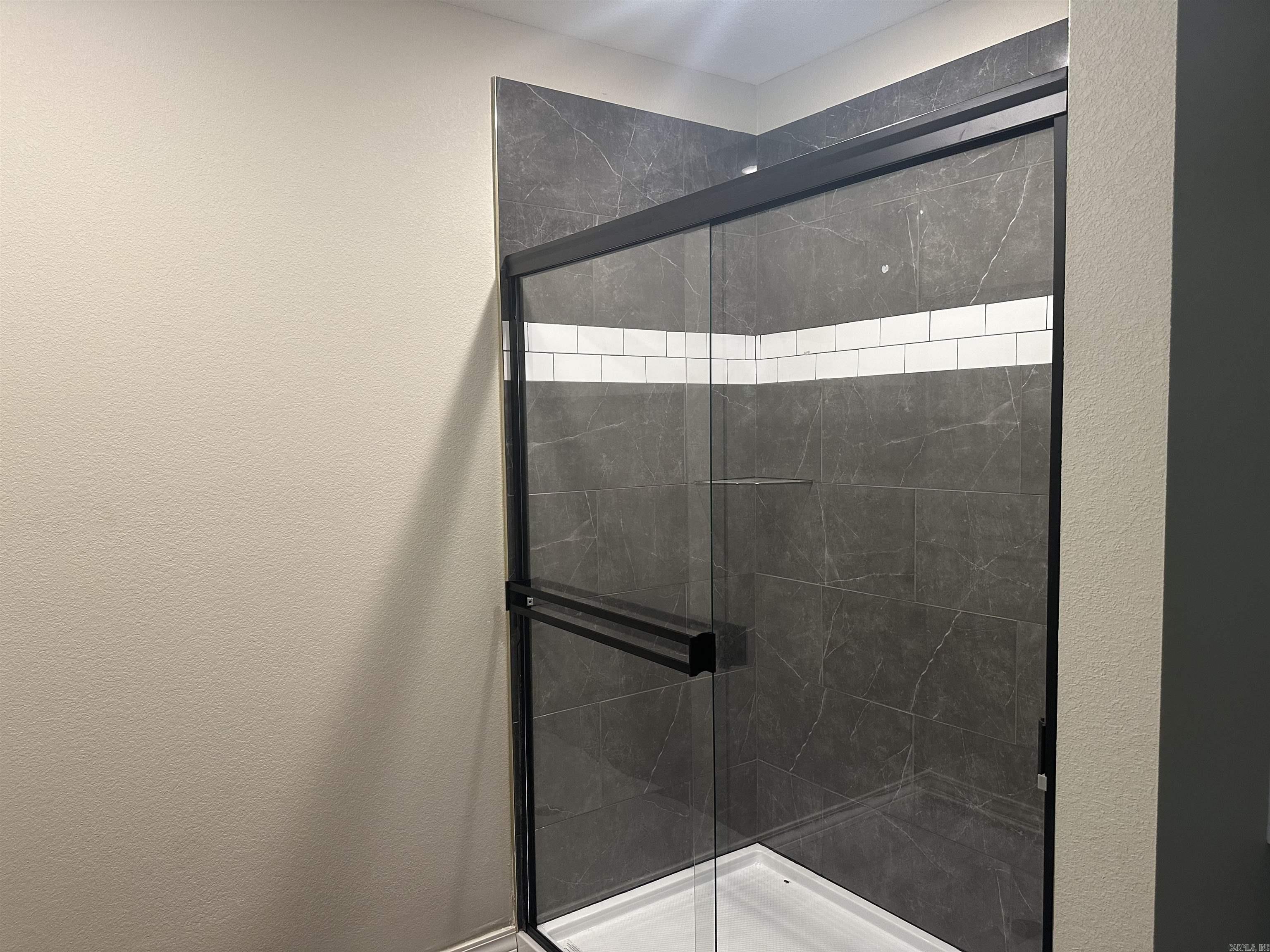 MCARTHUR - Residential