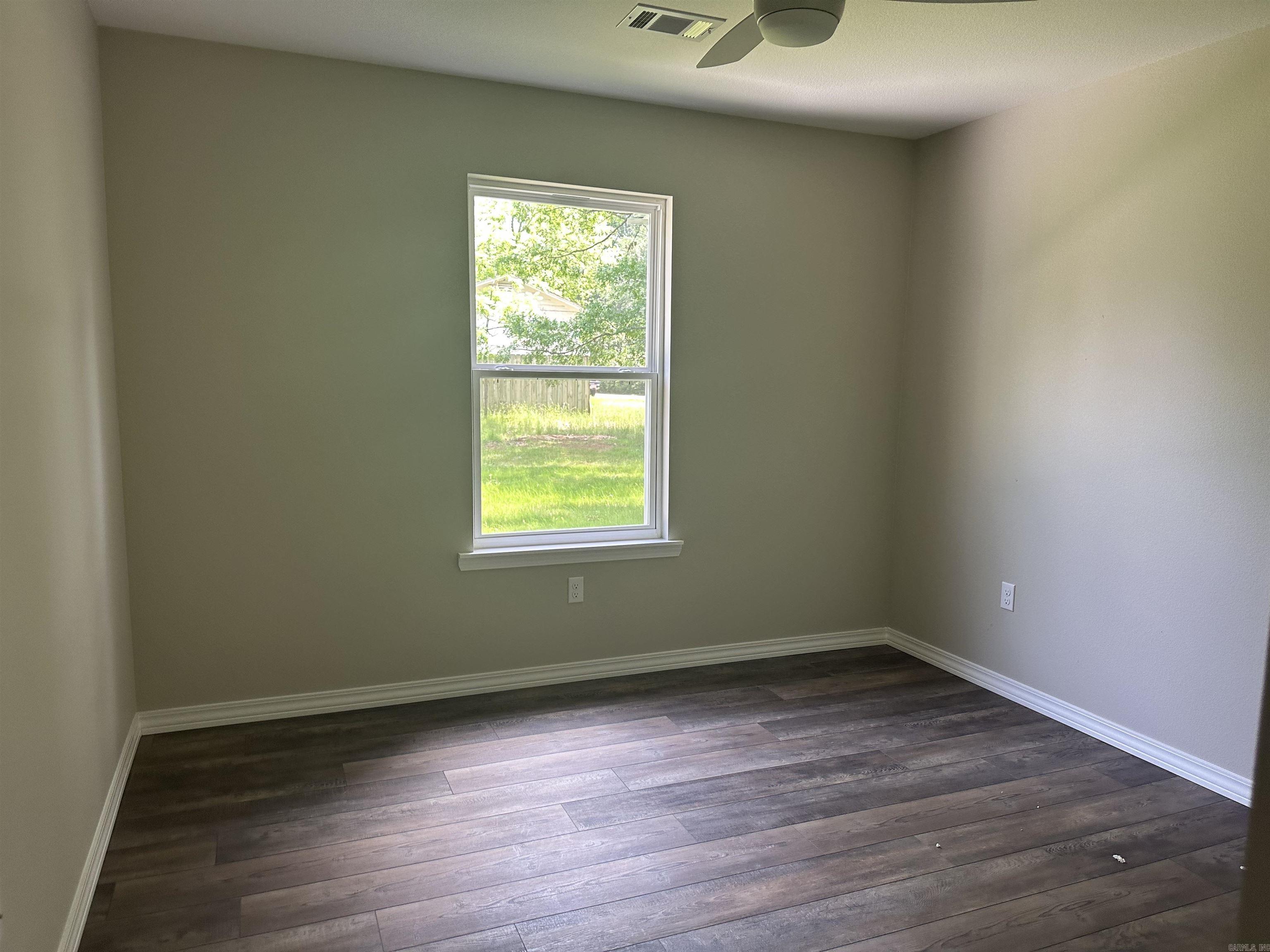 MCARTHUR - Residential