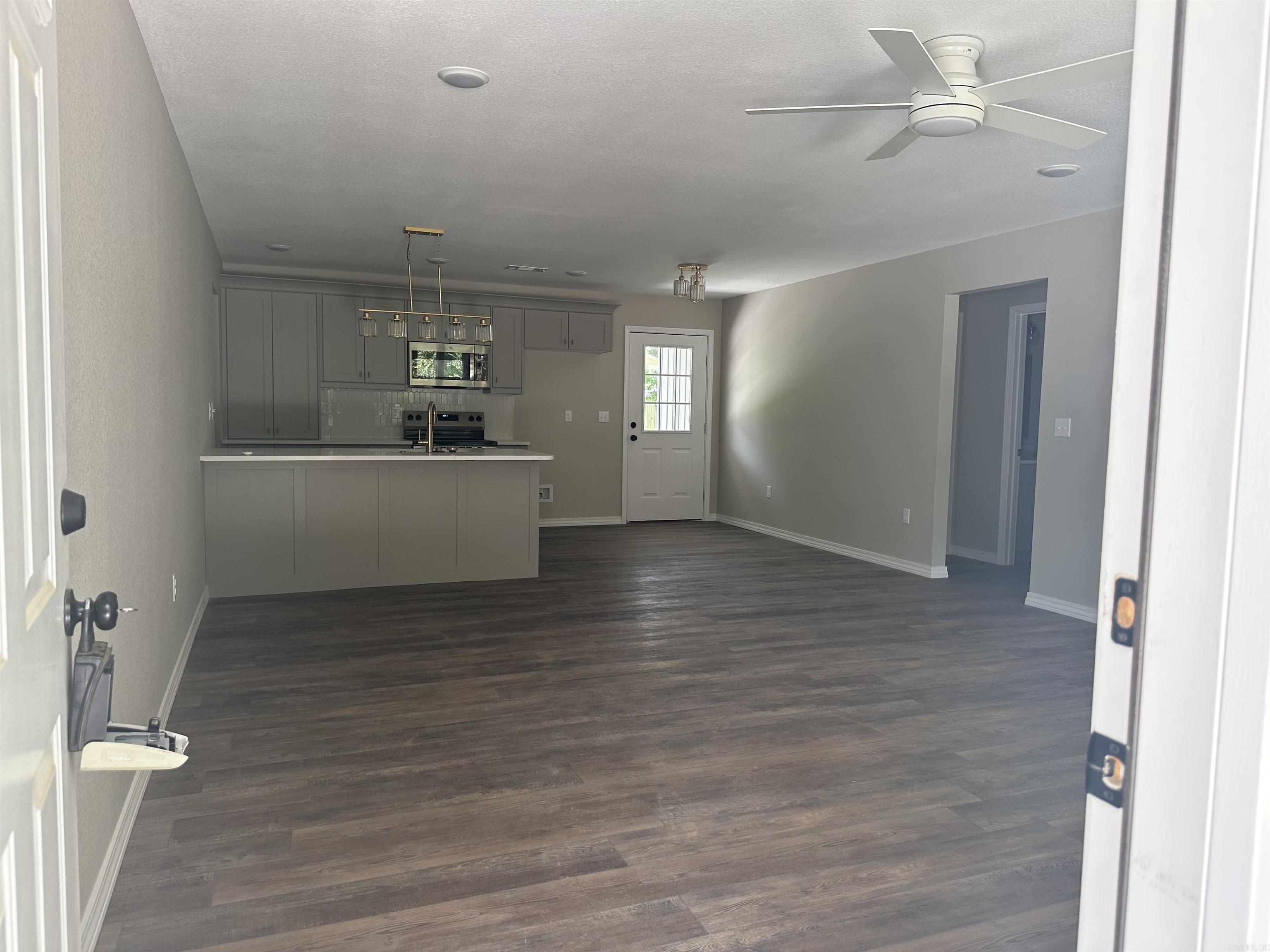 MCARTHUR - Residential