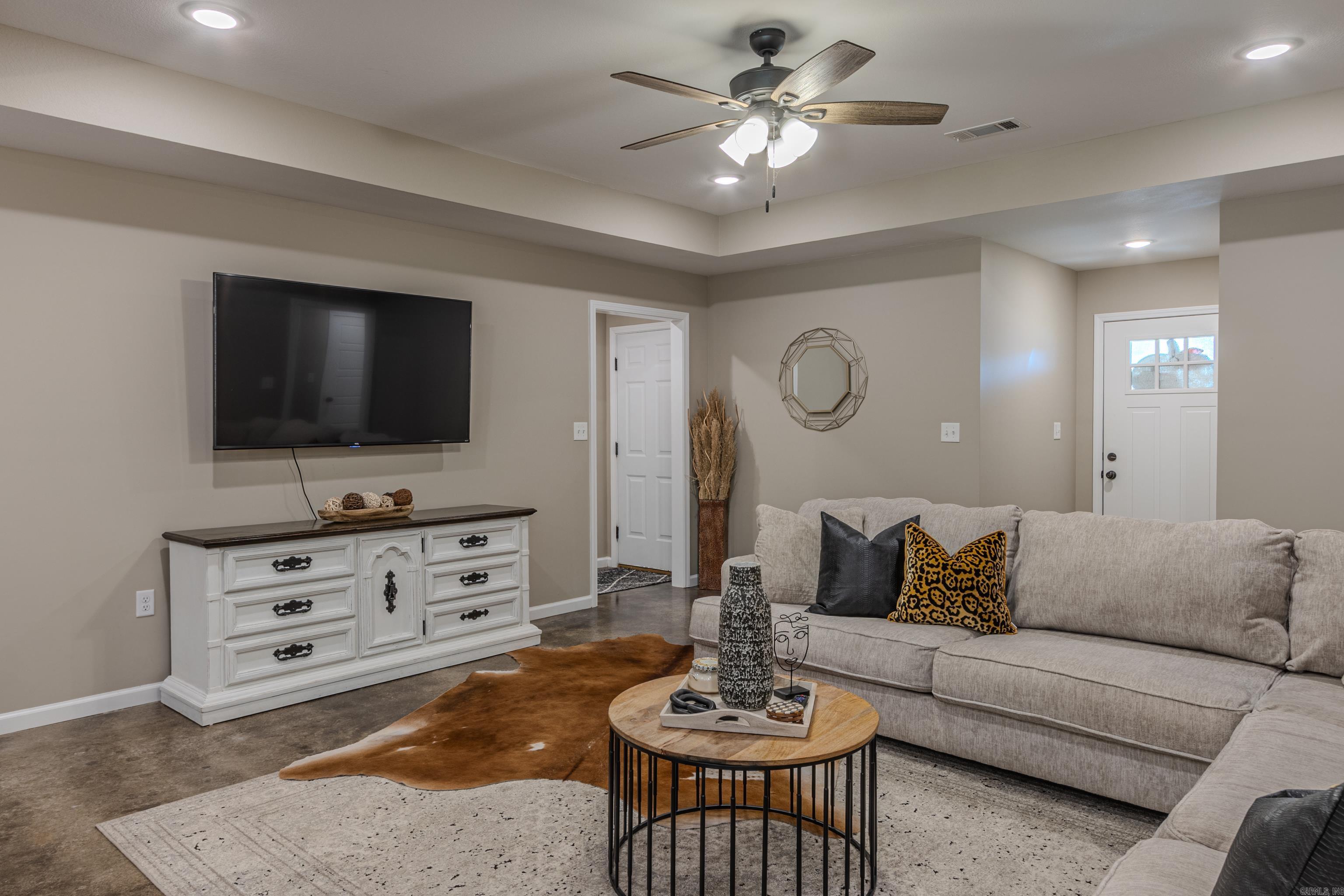 JOHNSON CREEK SOUTH - Residential