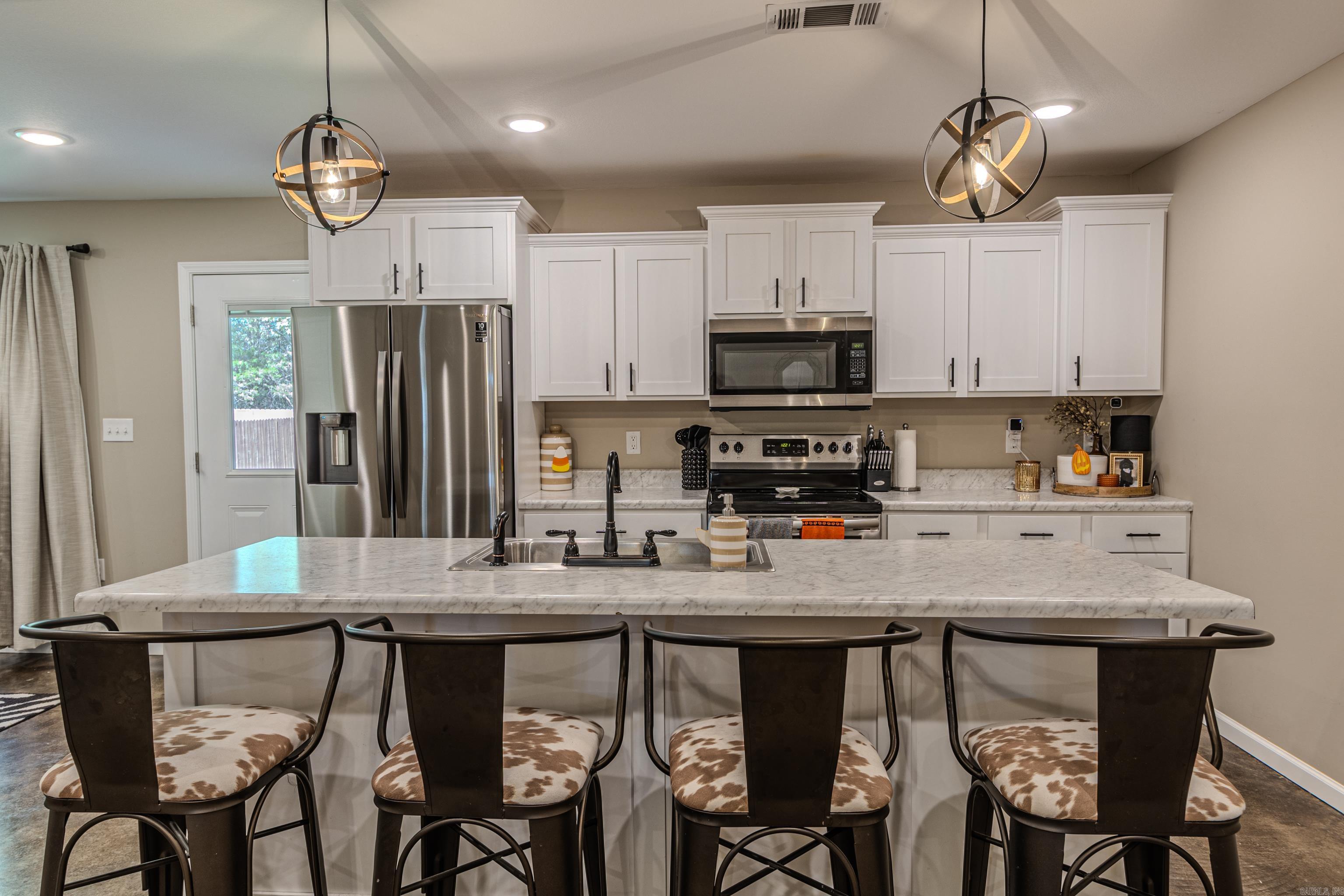 JOHNSON CREEK SOUTH - Residential