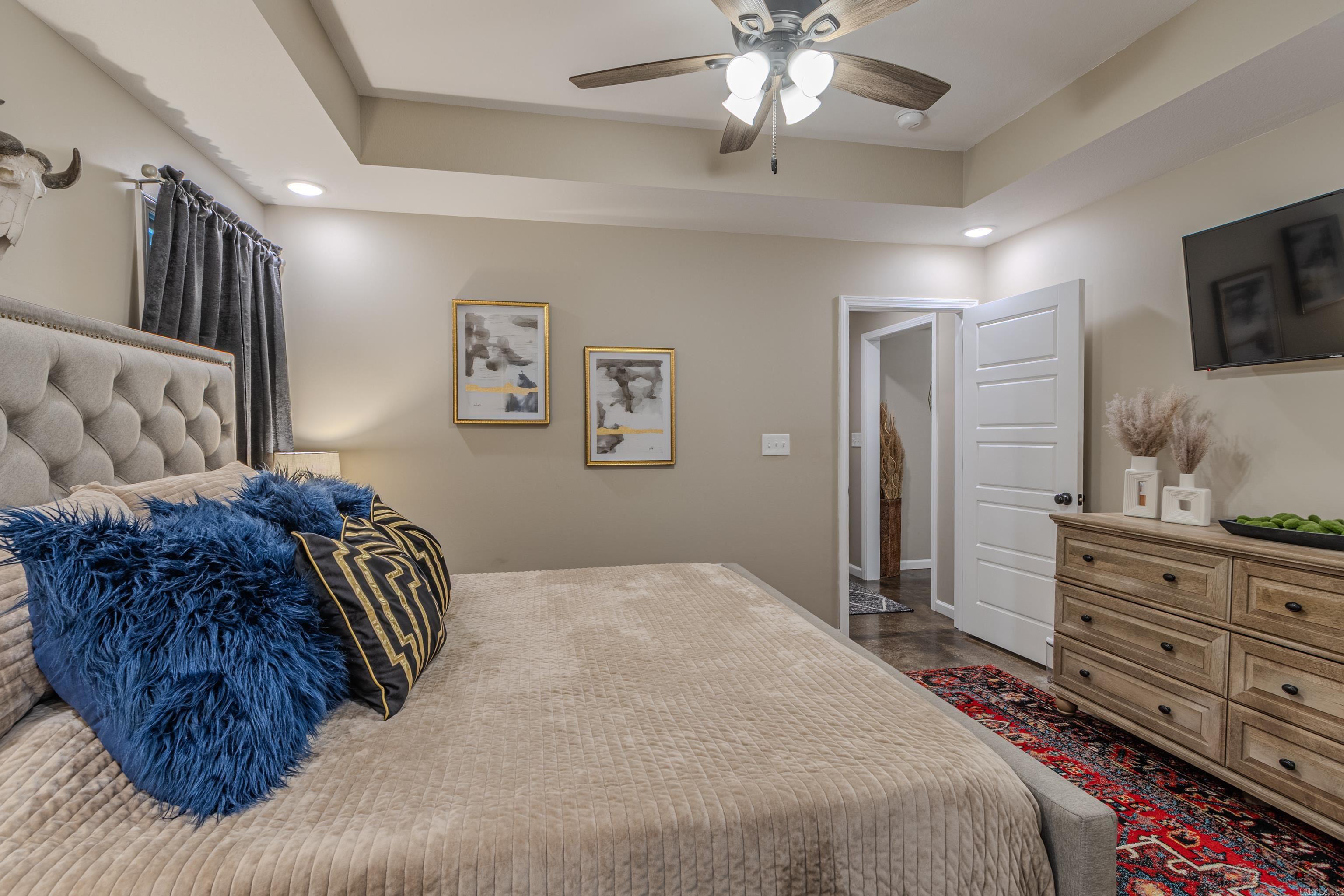 JOHNSON CREEK SOUTH - Residential