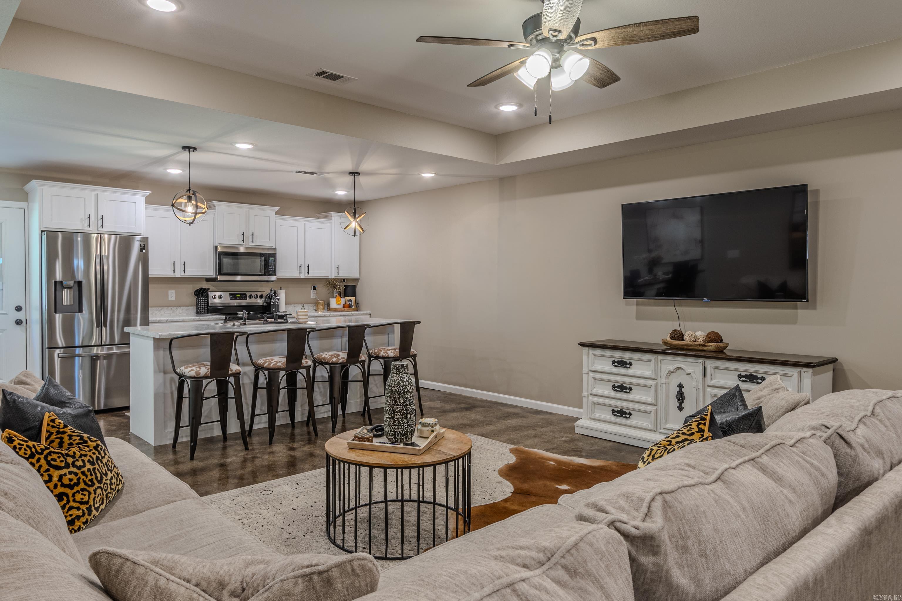 JOHNSON CREEK SOUTH - Residential