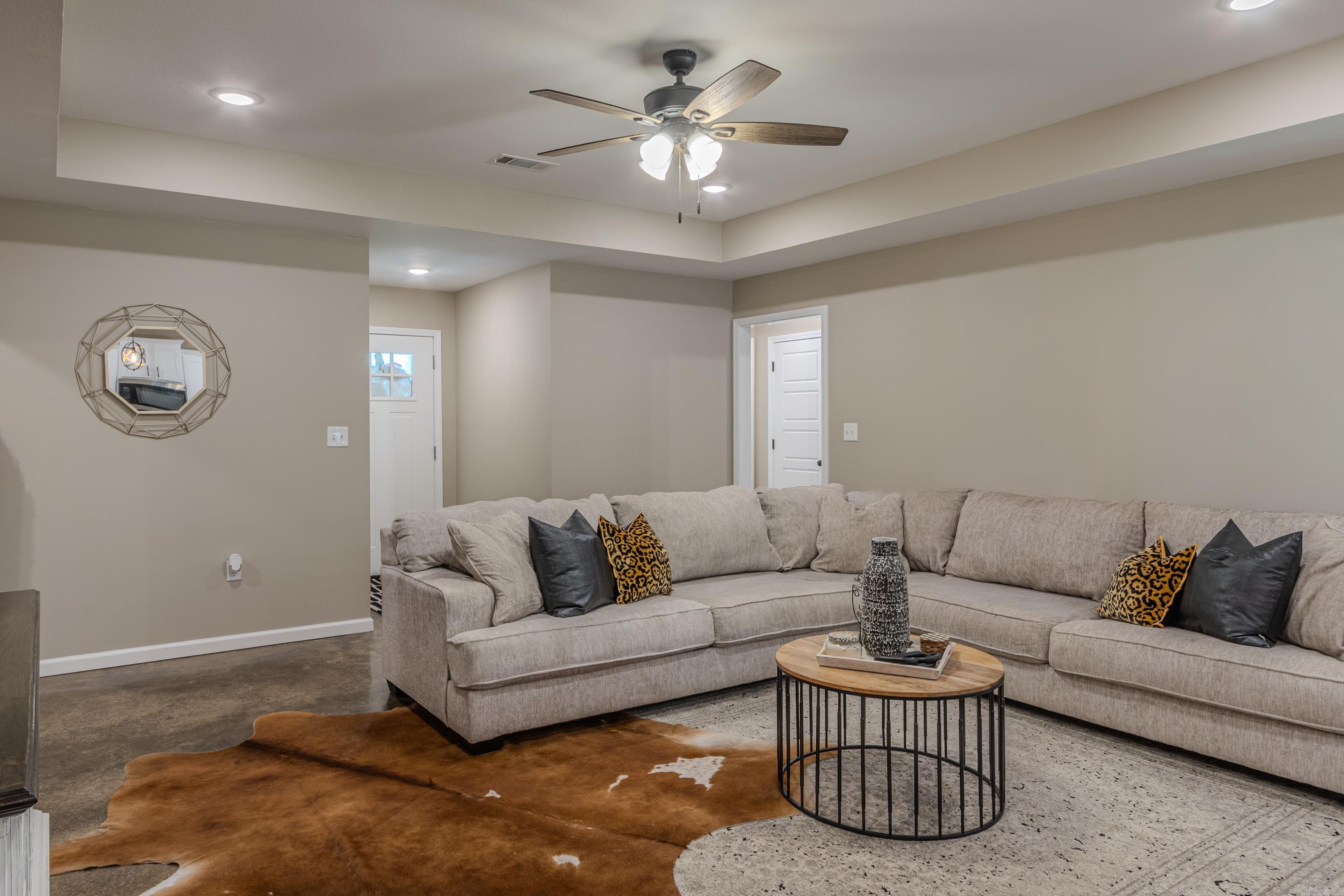 JOHNSON CREEK SOUTH - Residential