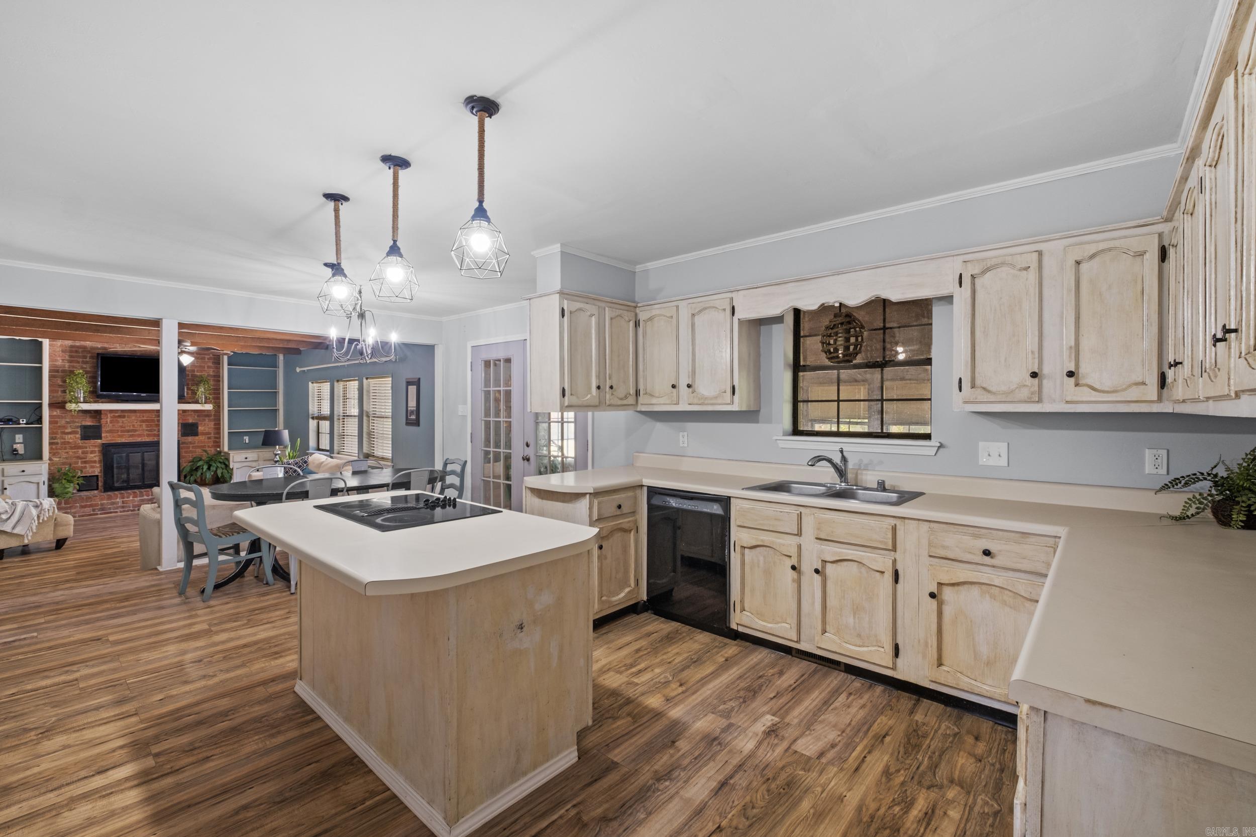 DARK FOREST PLACE - Residential