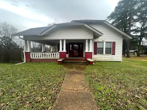 MLS: 25005583