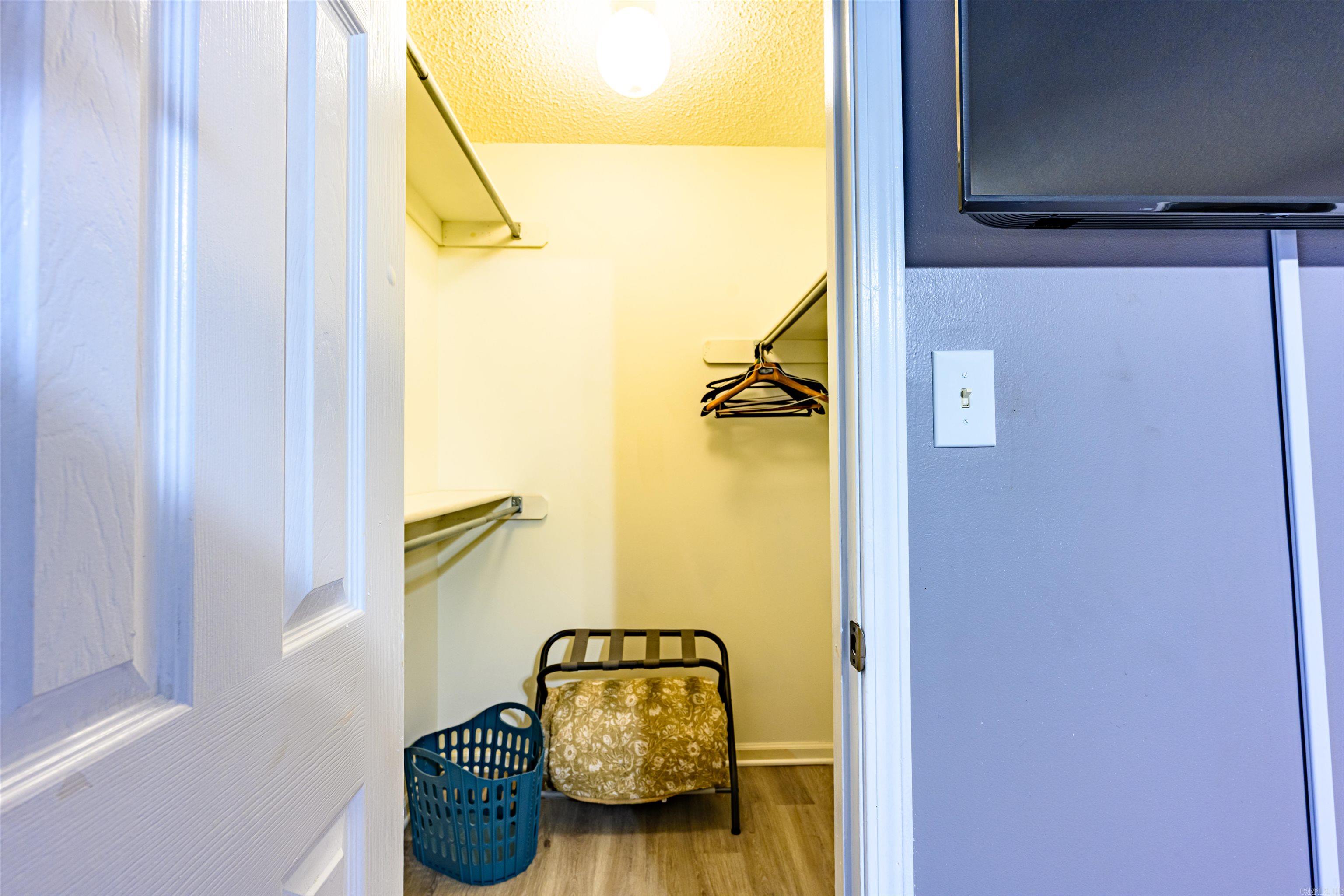 PINEDALE COVE - Residential