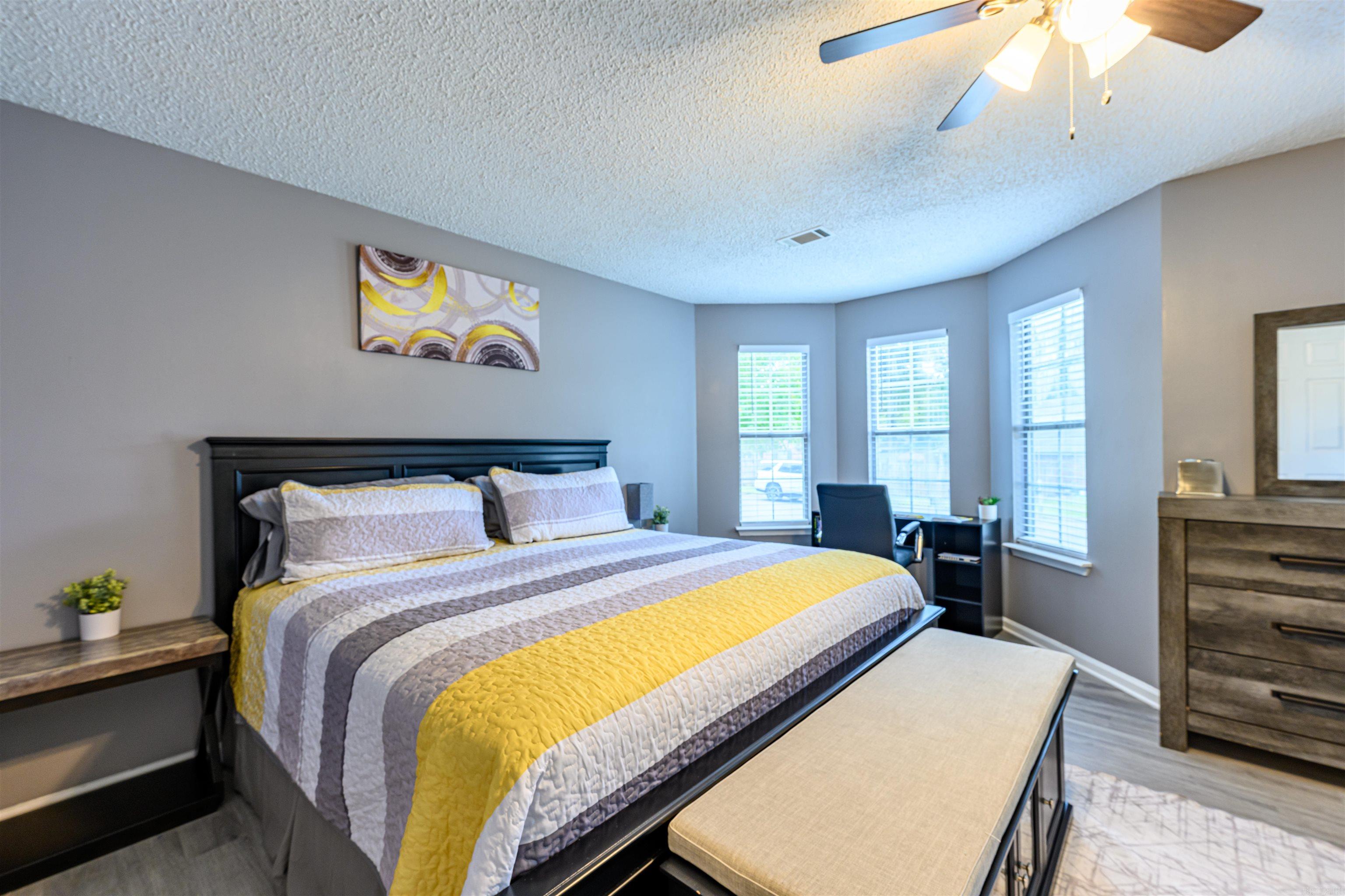 PINEDALE COVE - Residential