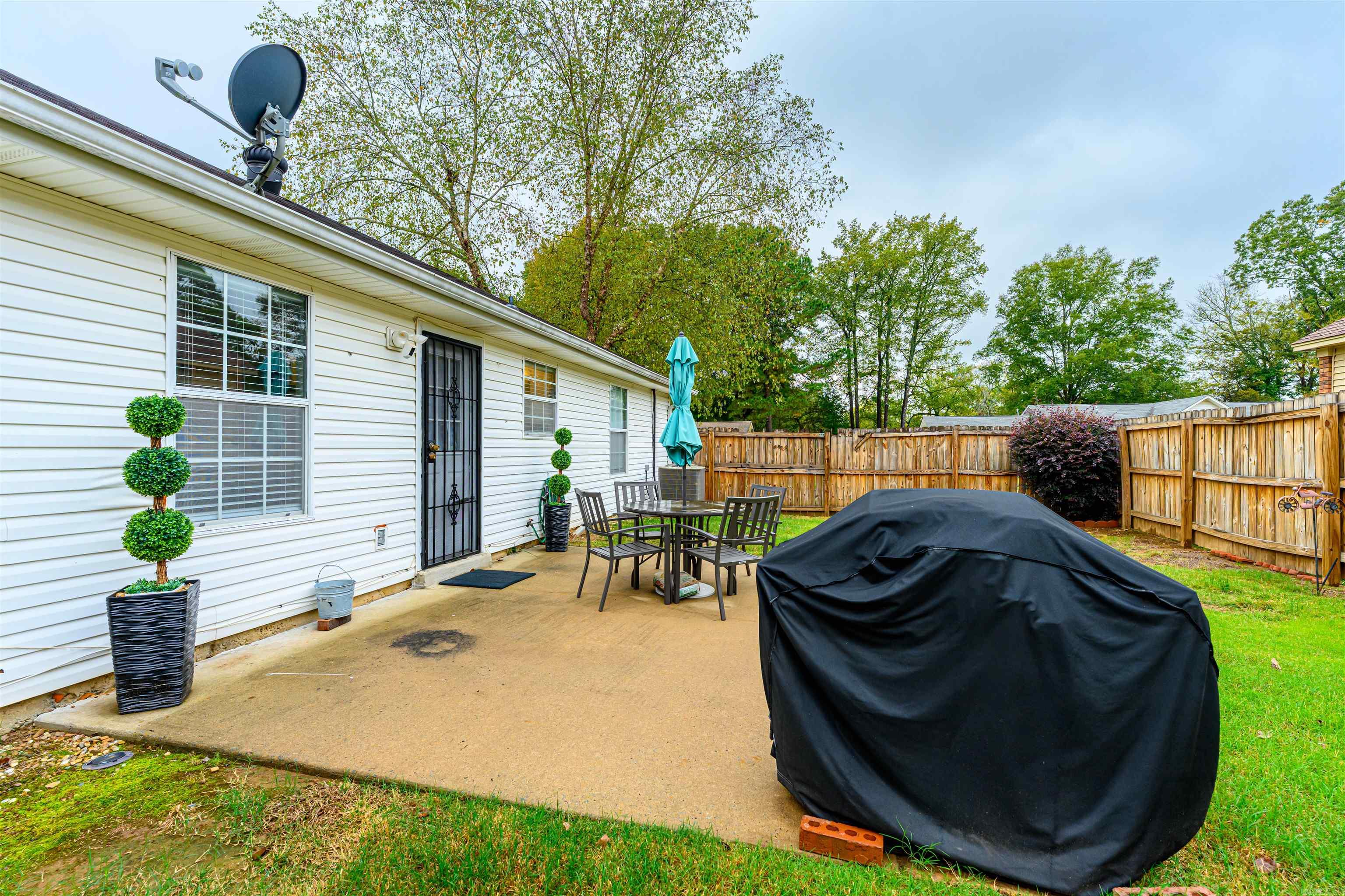 PINEDALE COVE - Residential