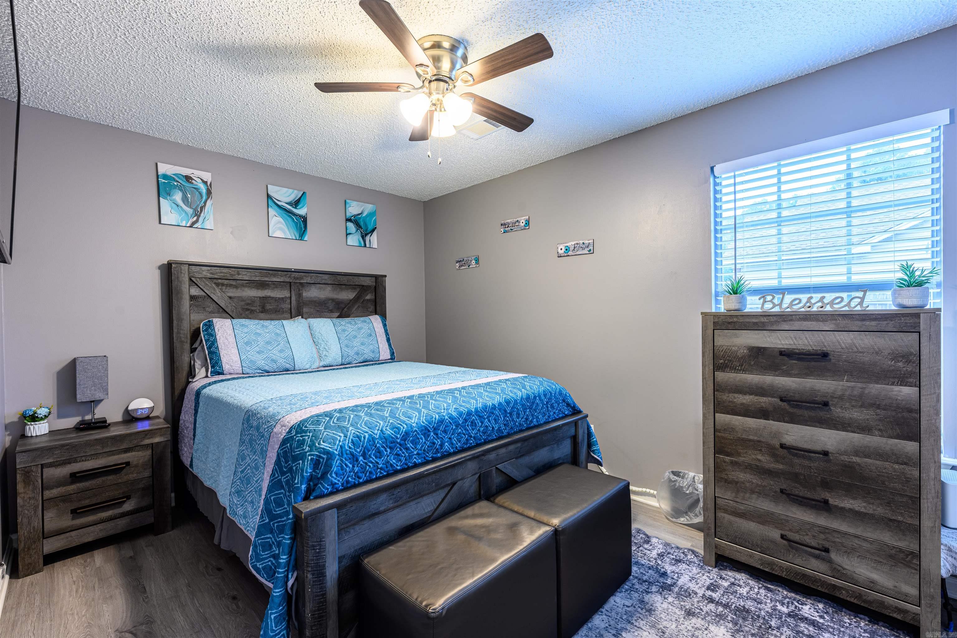 PINEDALE COVE - Residential