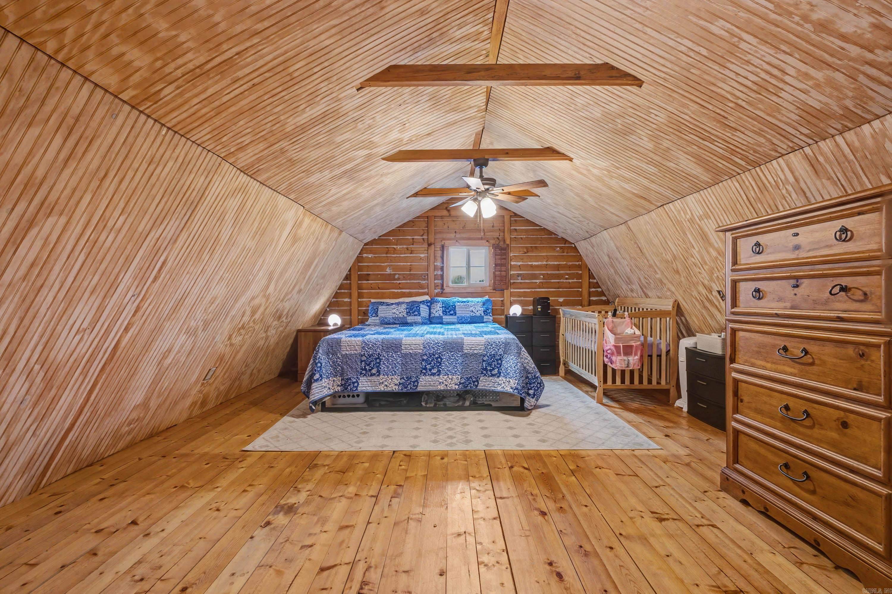 Daisy Little - Residential