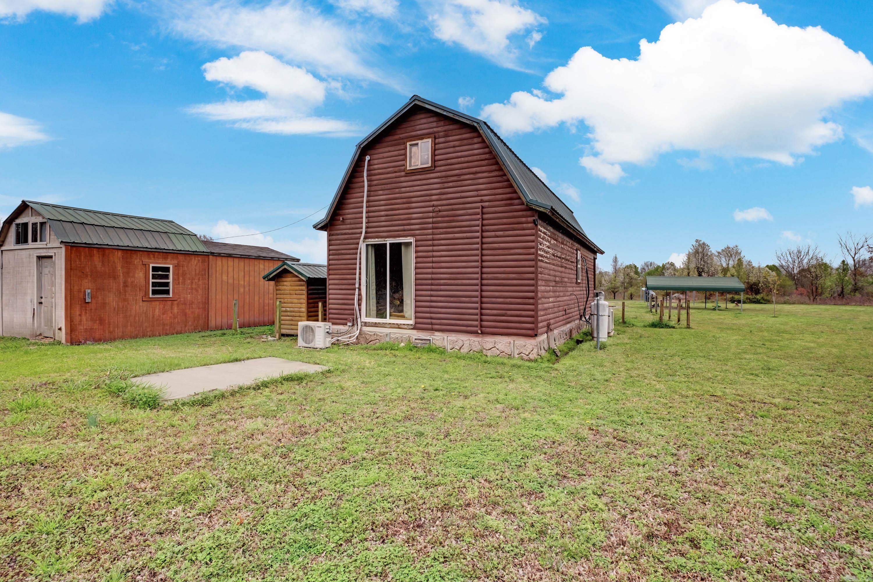 Daisy Little - Residential