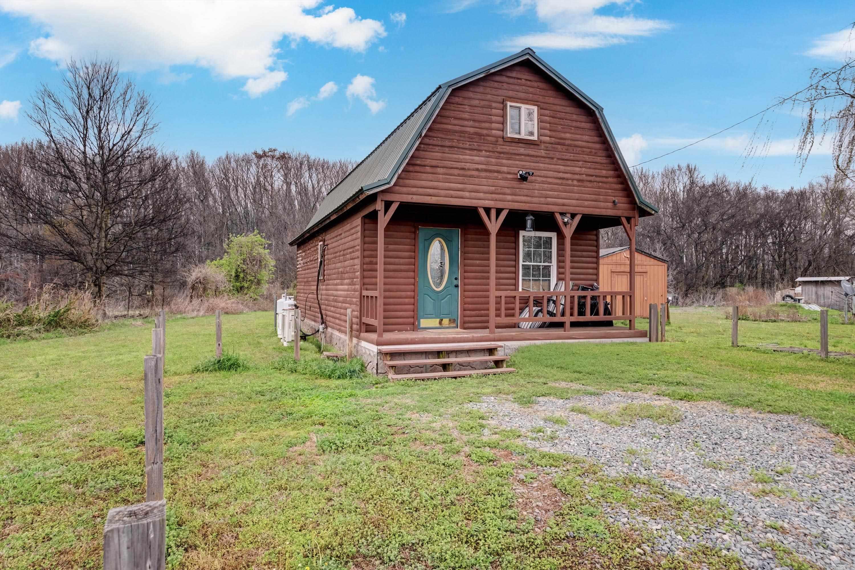 Daisy Little - Residential