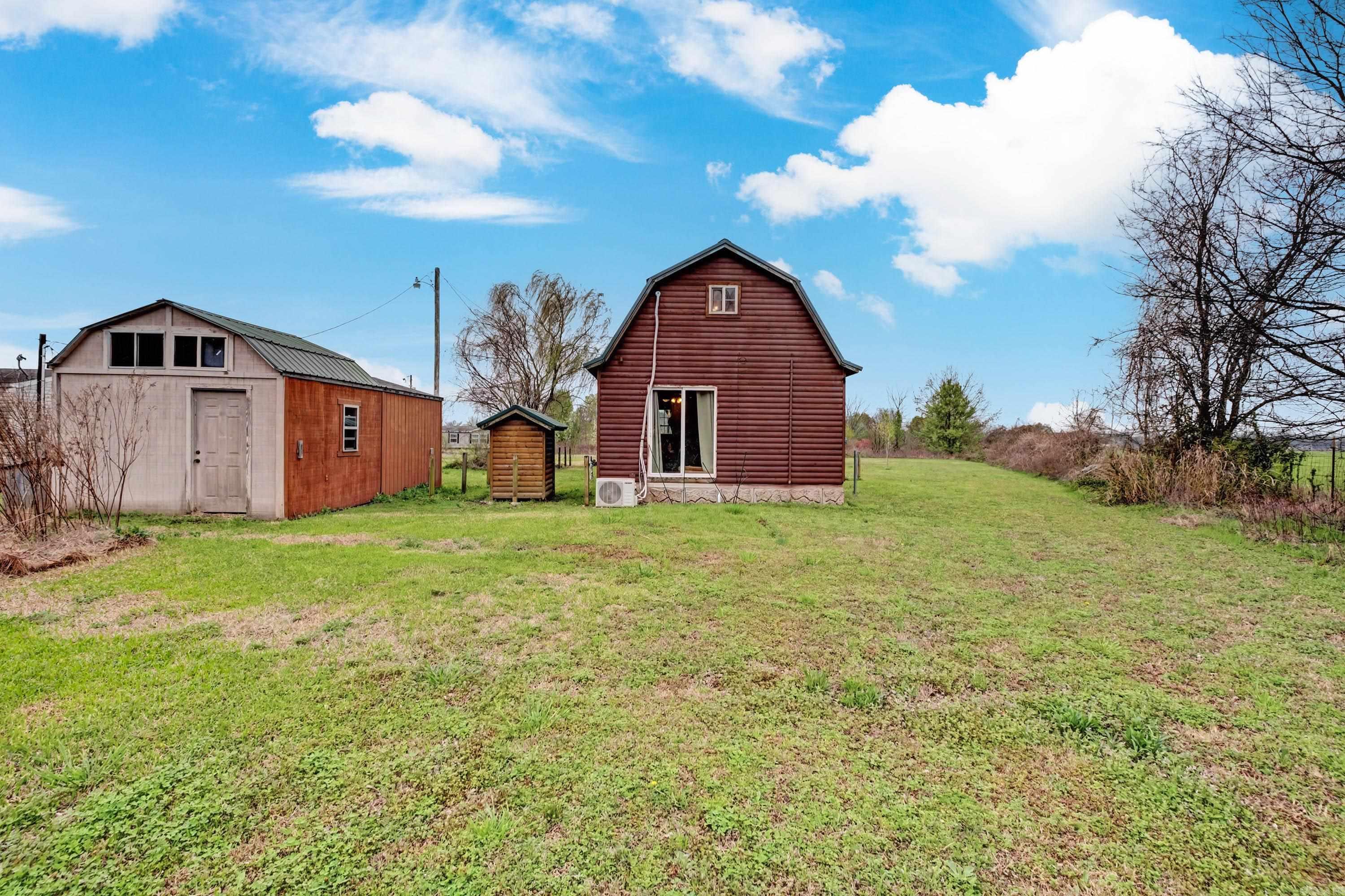 Daisy Little - Residential