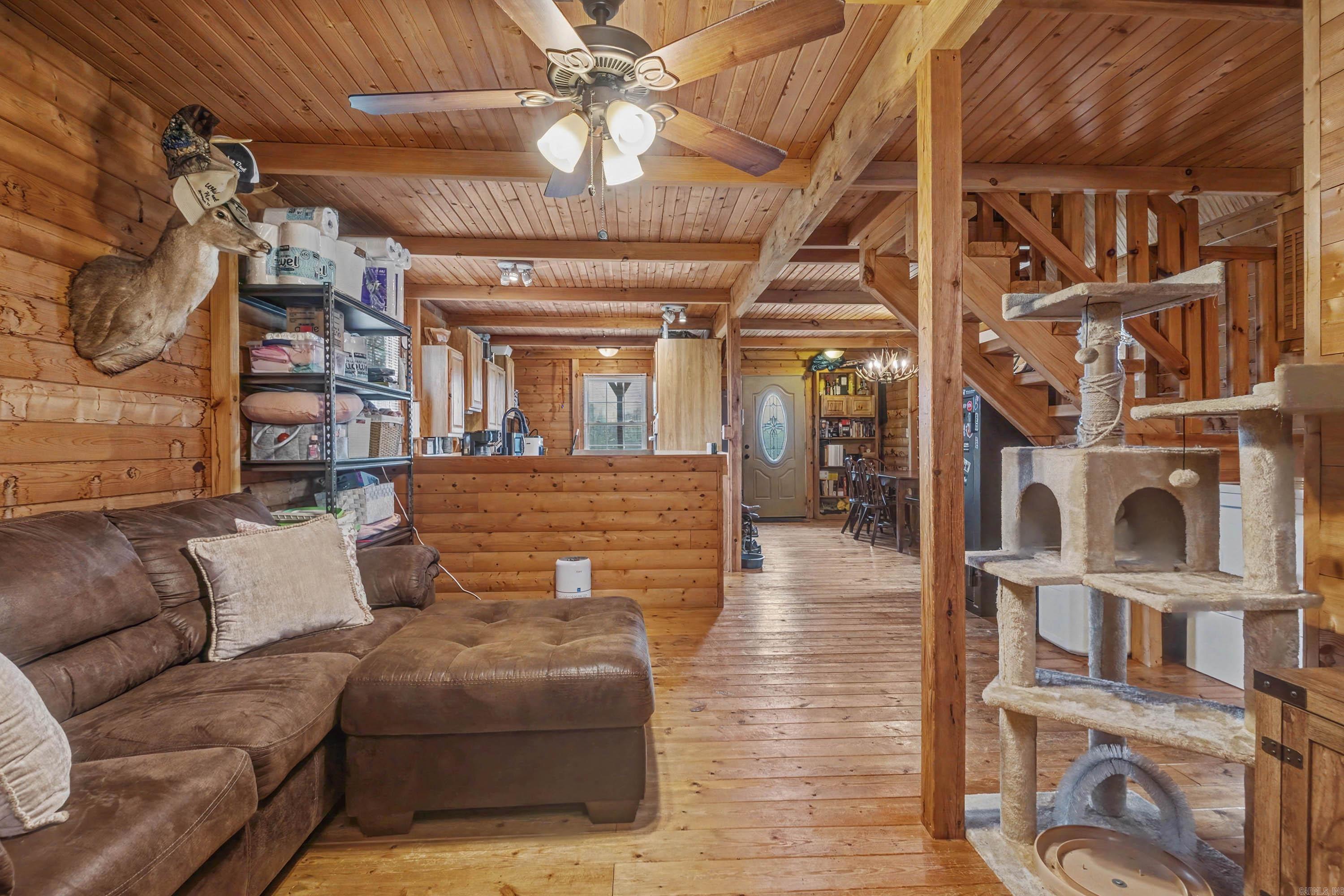 Daisy Little - Residential