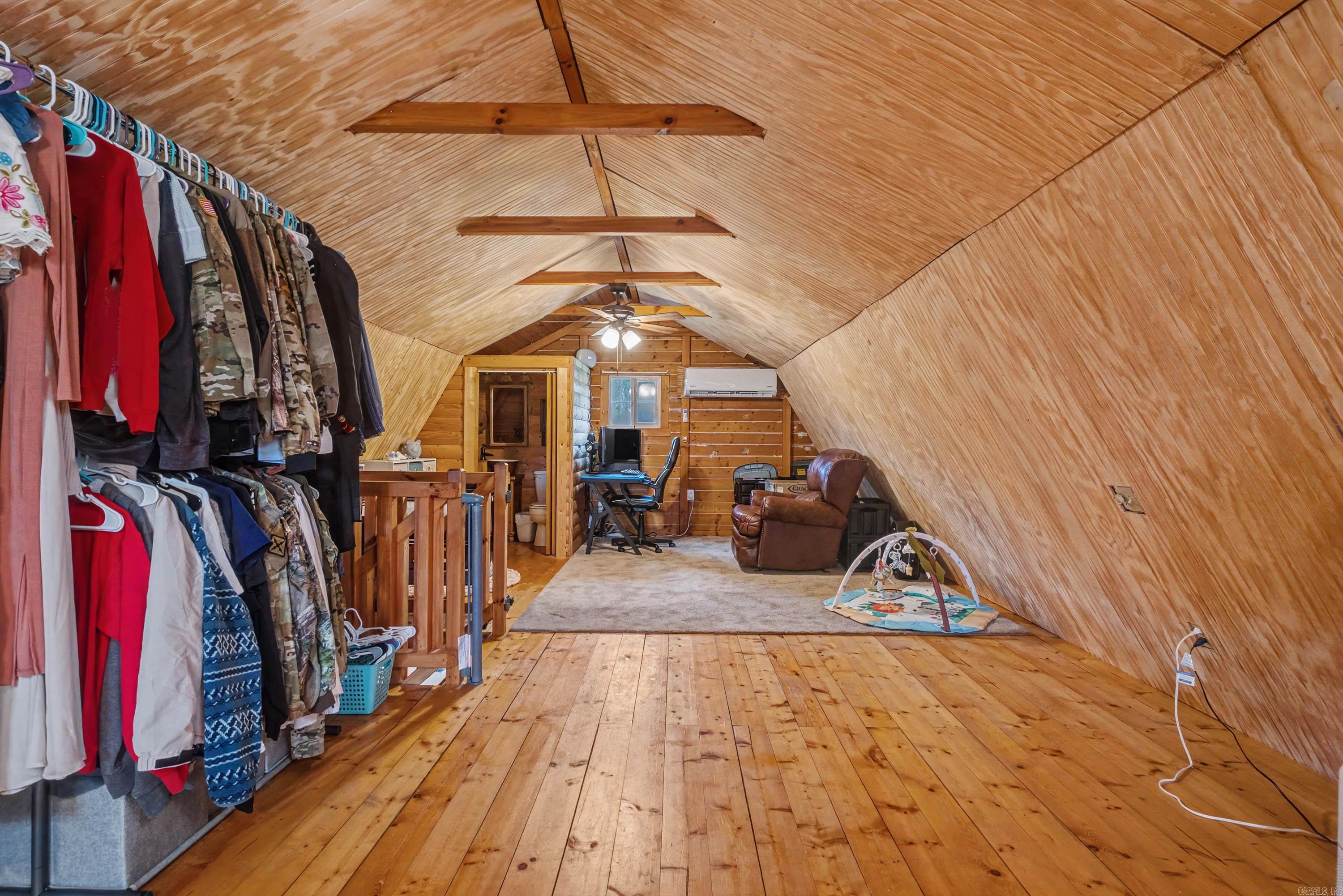 Daisy Little - Residential