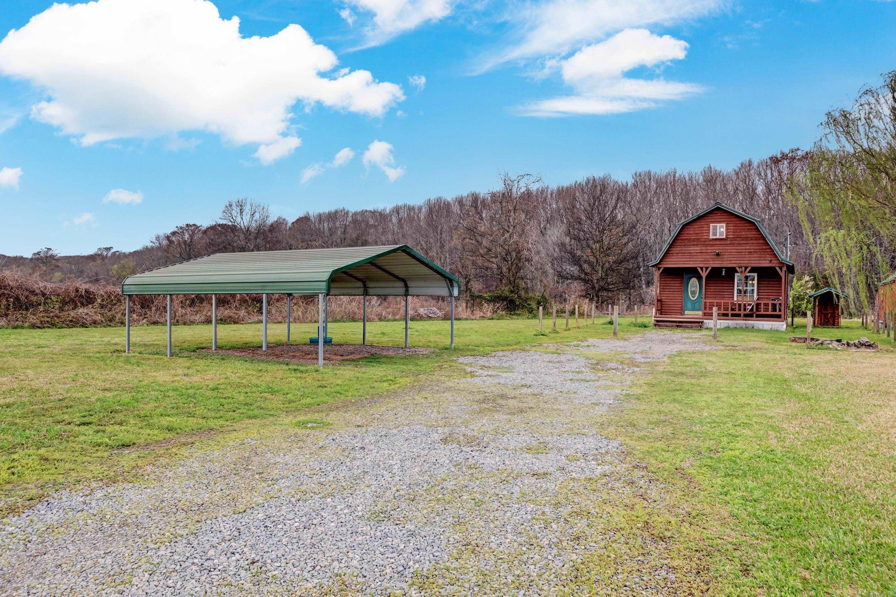 Daisy Little - Residential