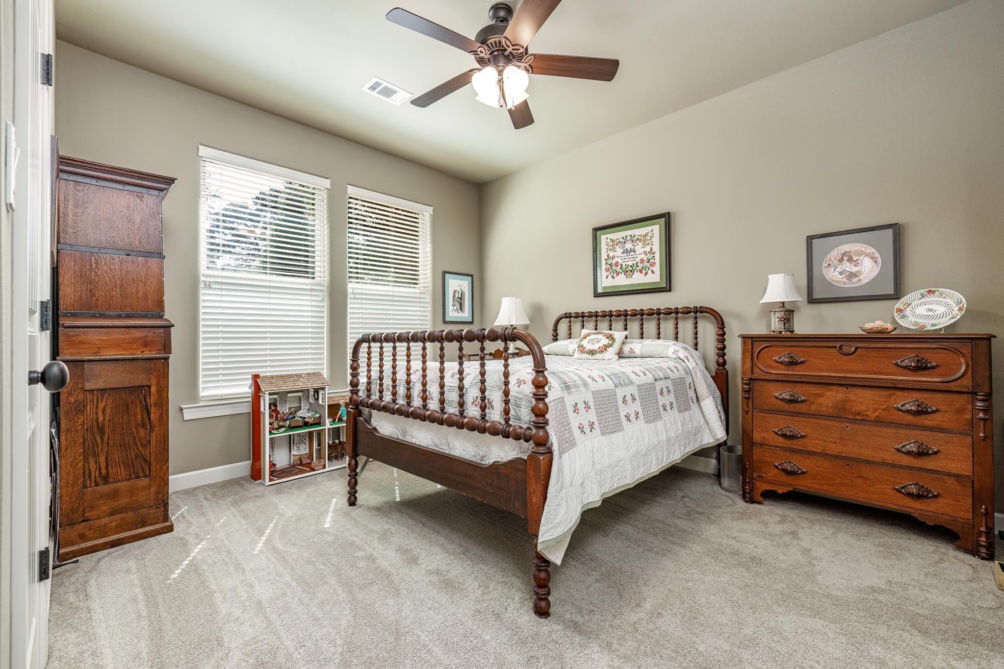 Isabella - Residential