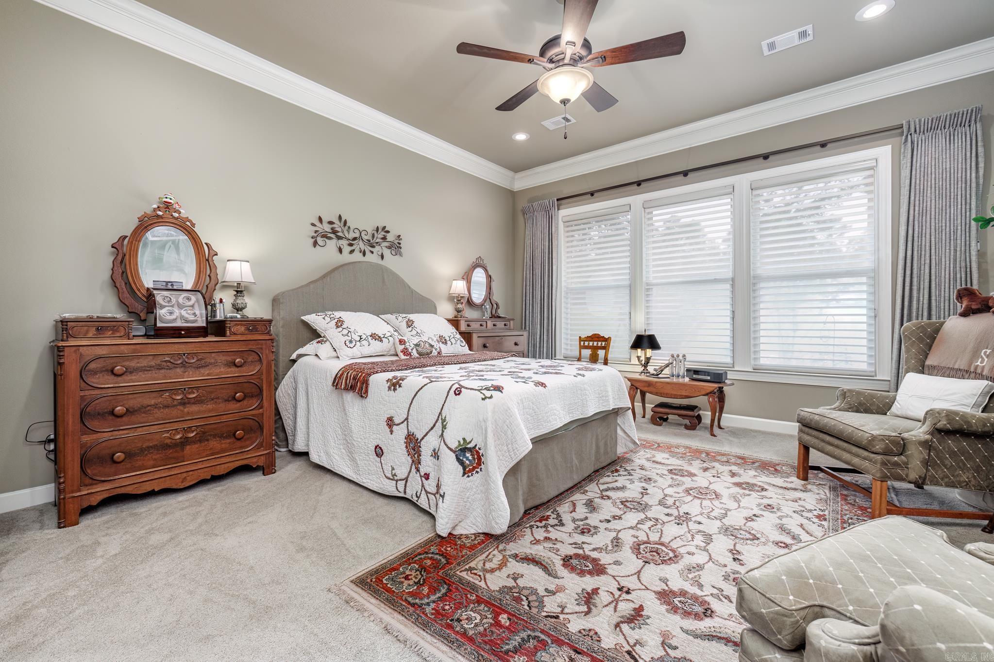 Isabella - Residential