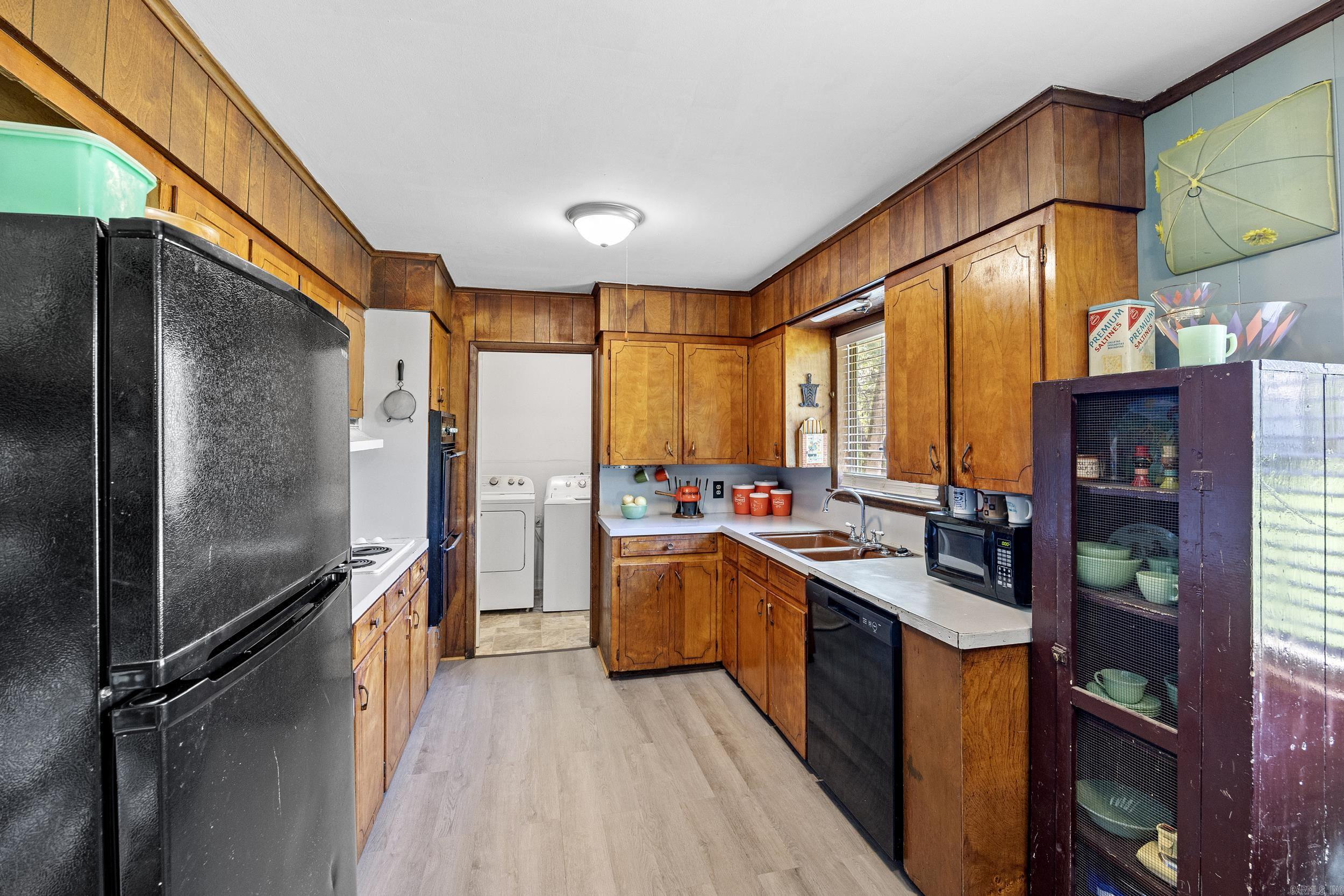 ATKINS BY SECTIONS - Residential