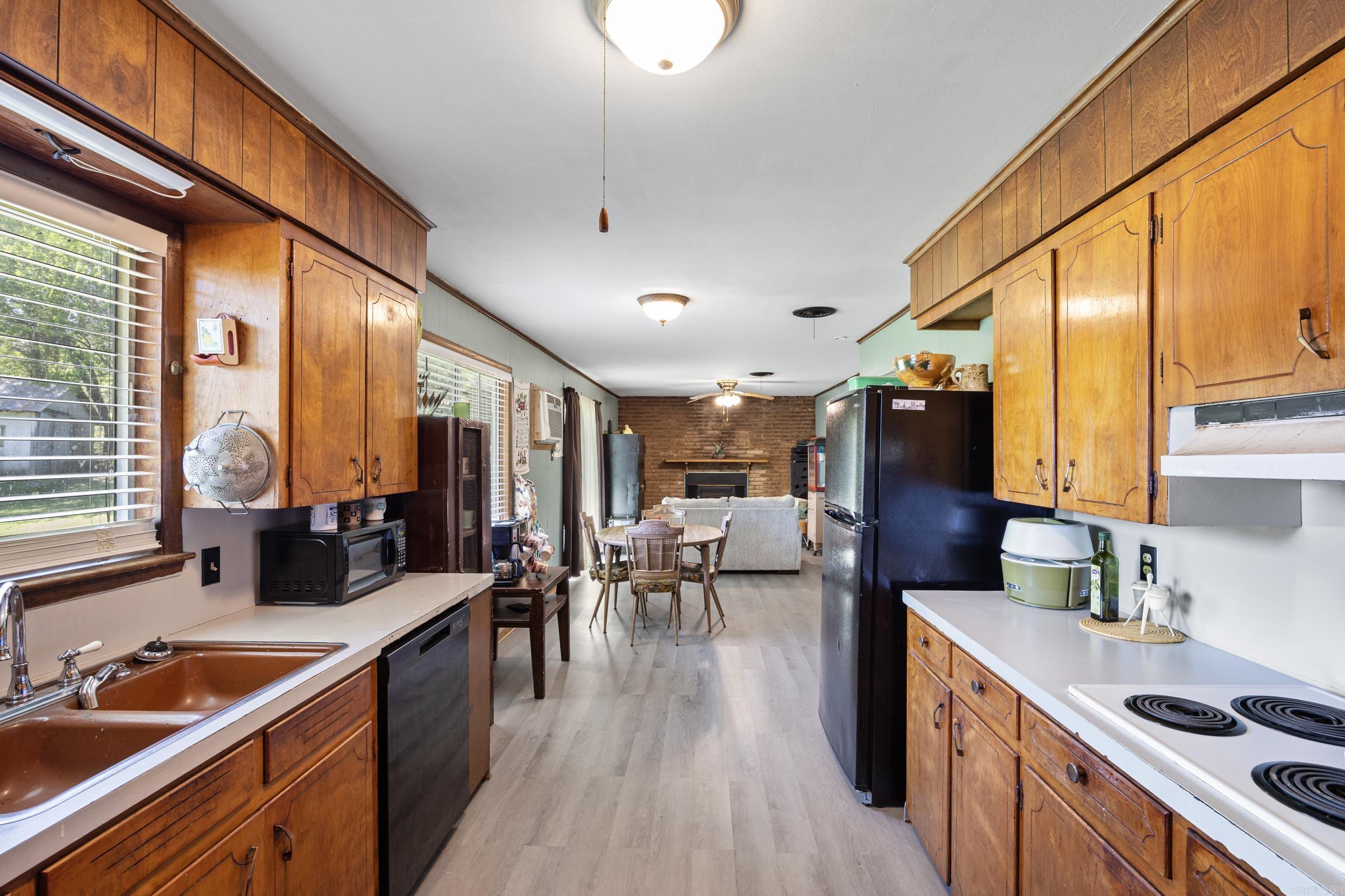 ATKINS BY SECTIONS - Residential