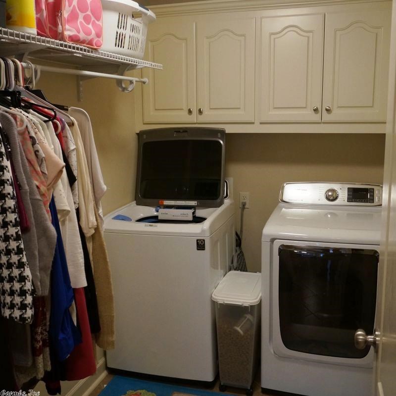 COUNTRY CLUB OF ARK THE - Residential