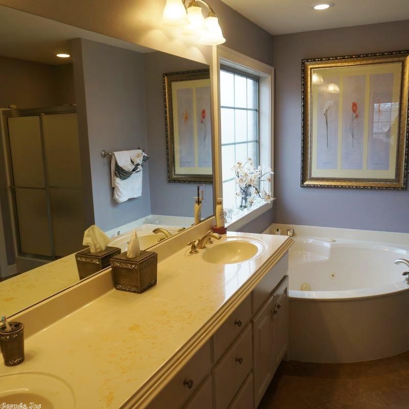 COUNTRY CLUB OF ARK THE - Residential