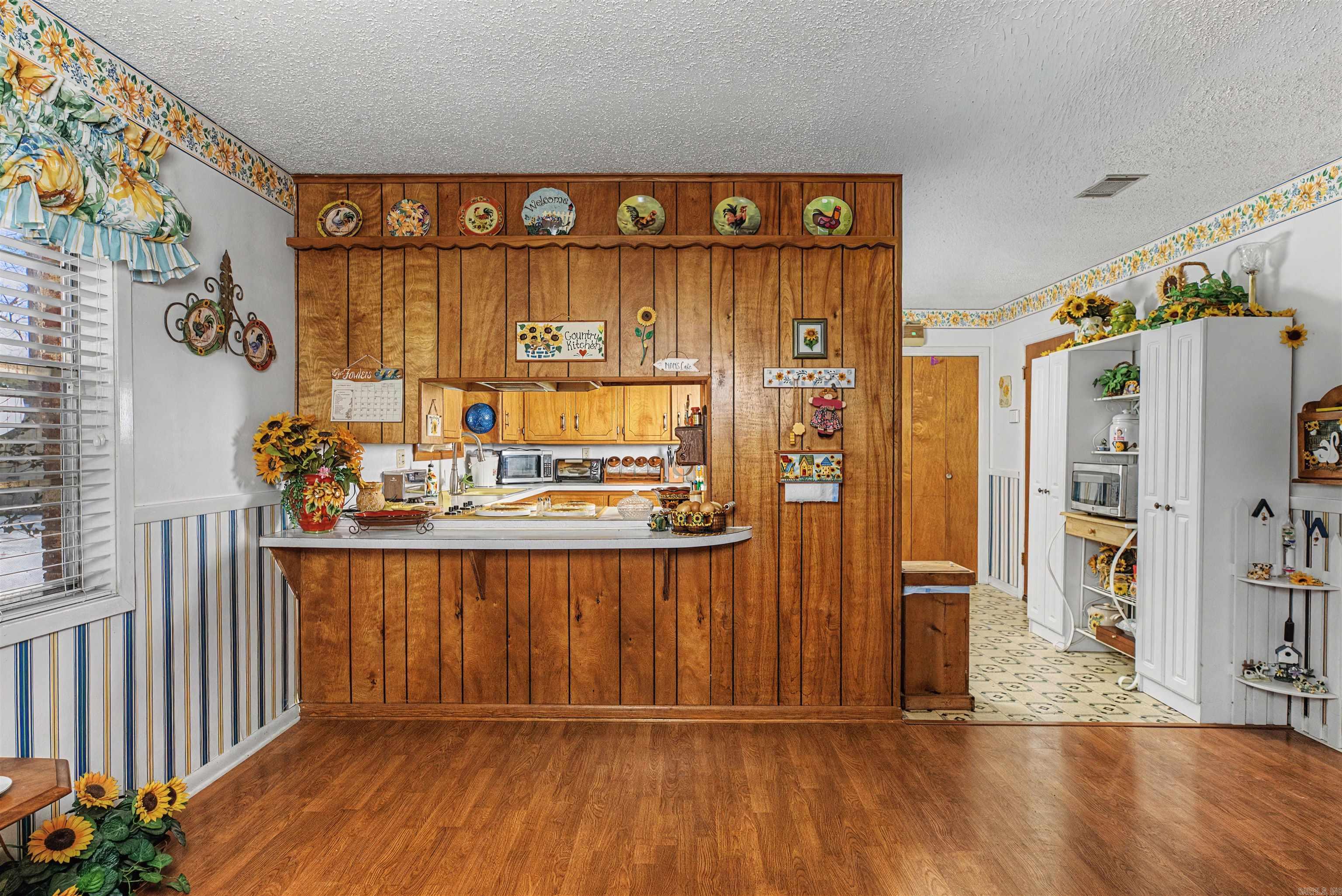 INDIAN HILLS PHASE - Residential