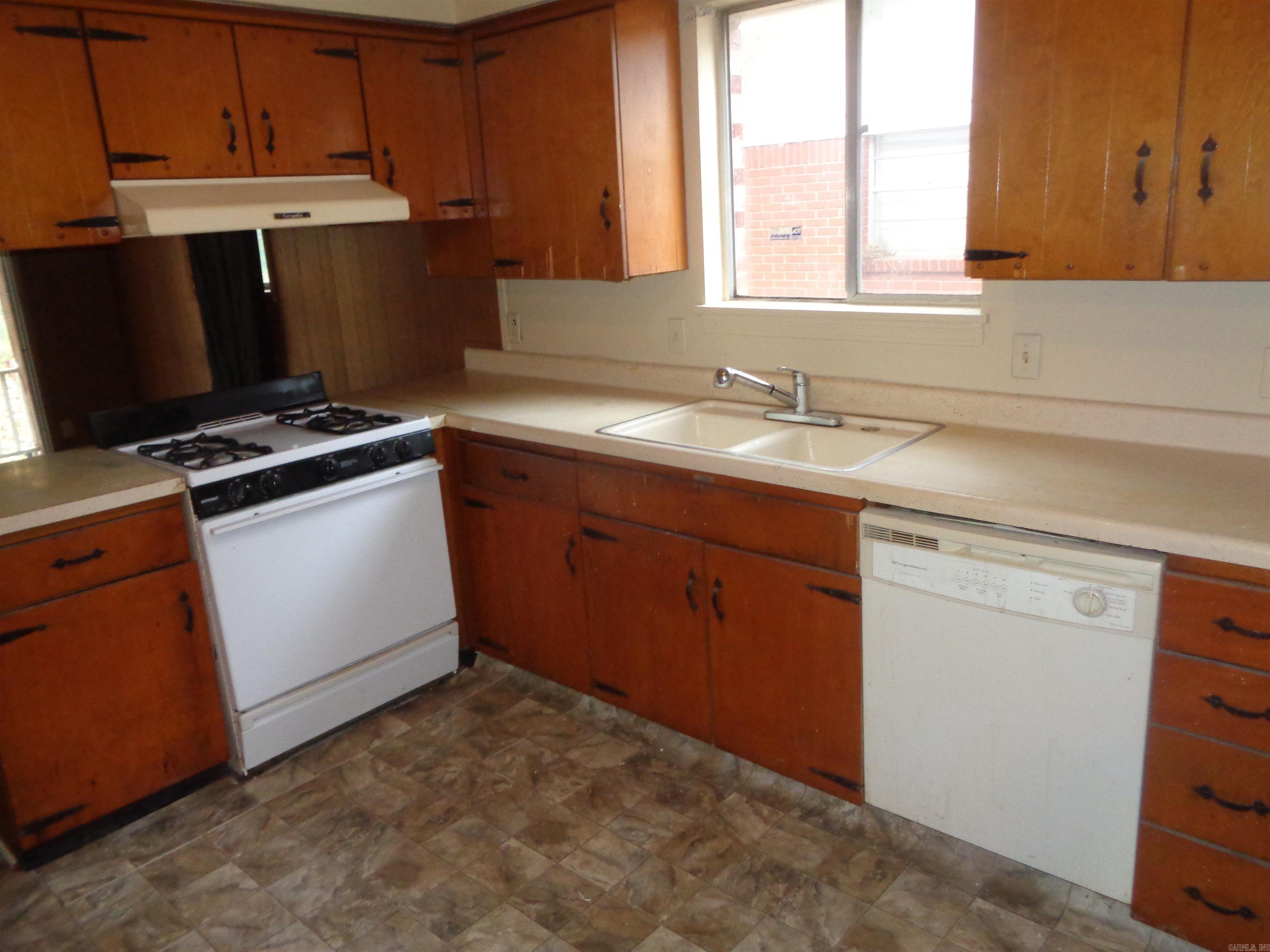 Cloverhill Place - Residential Lease