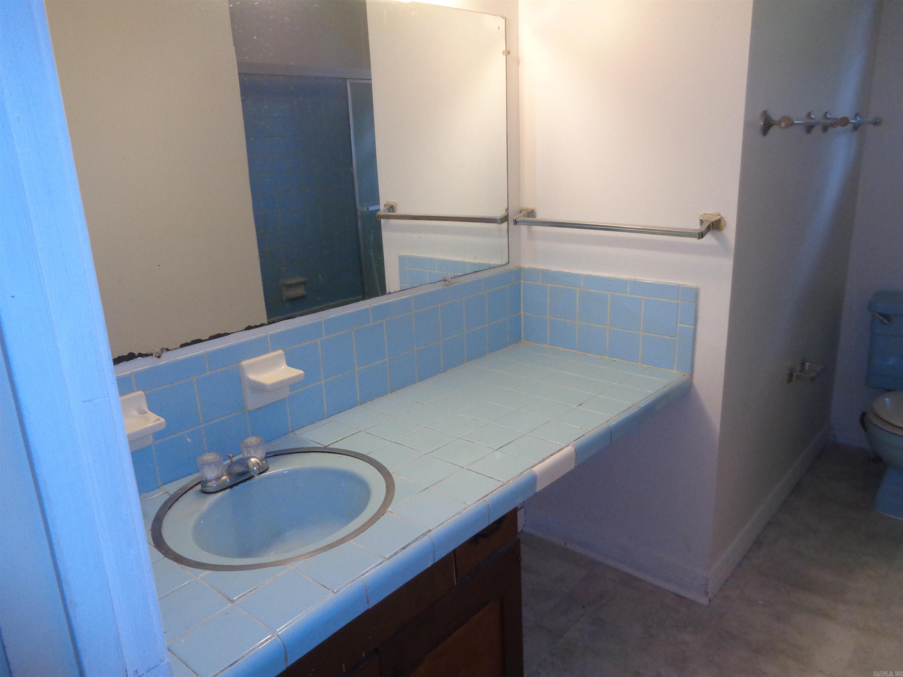 Cloverhill Place - Residential Lease