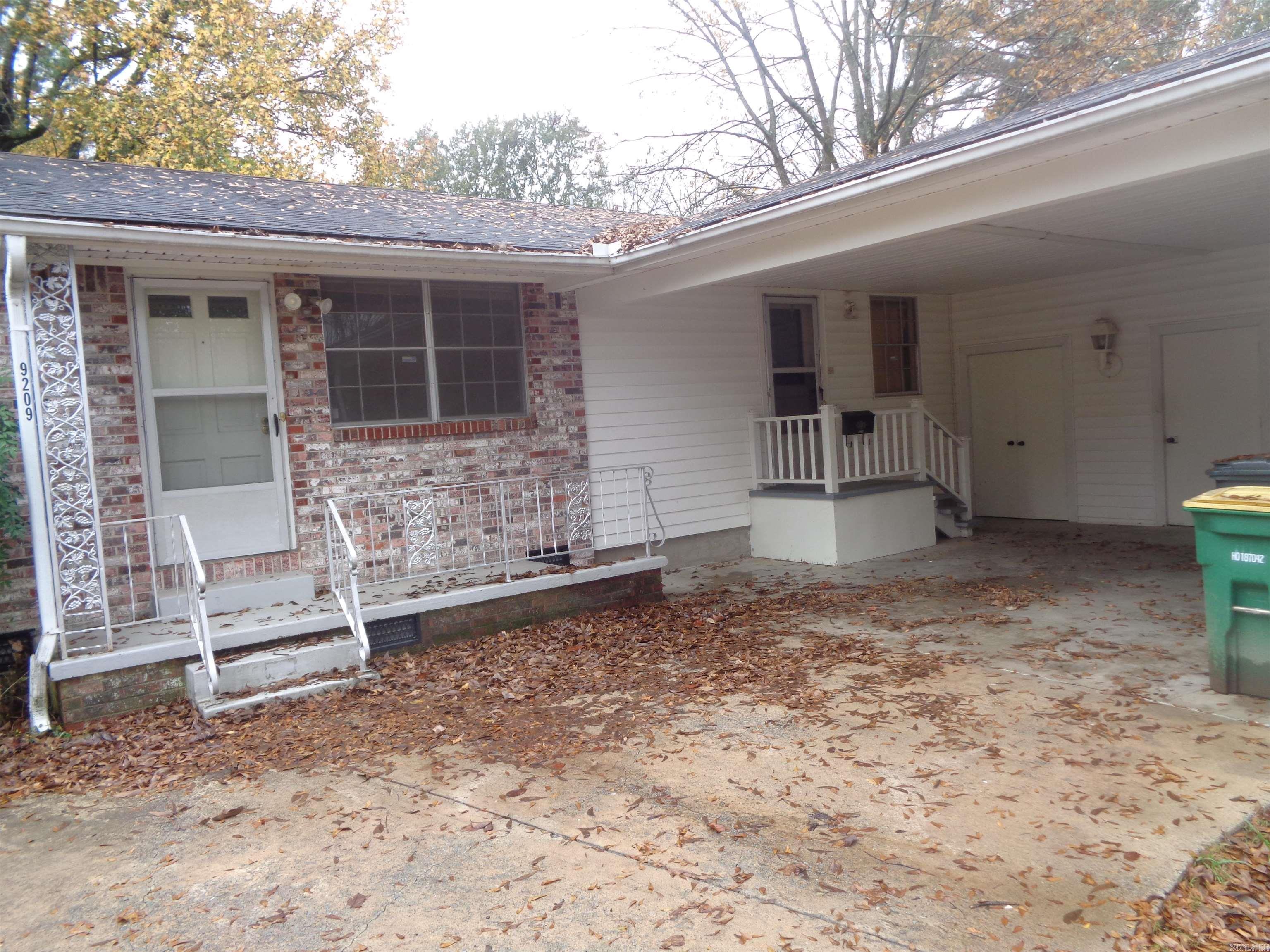 Cloverhill Place - Residential Lease