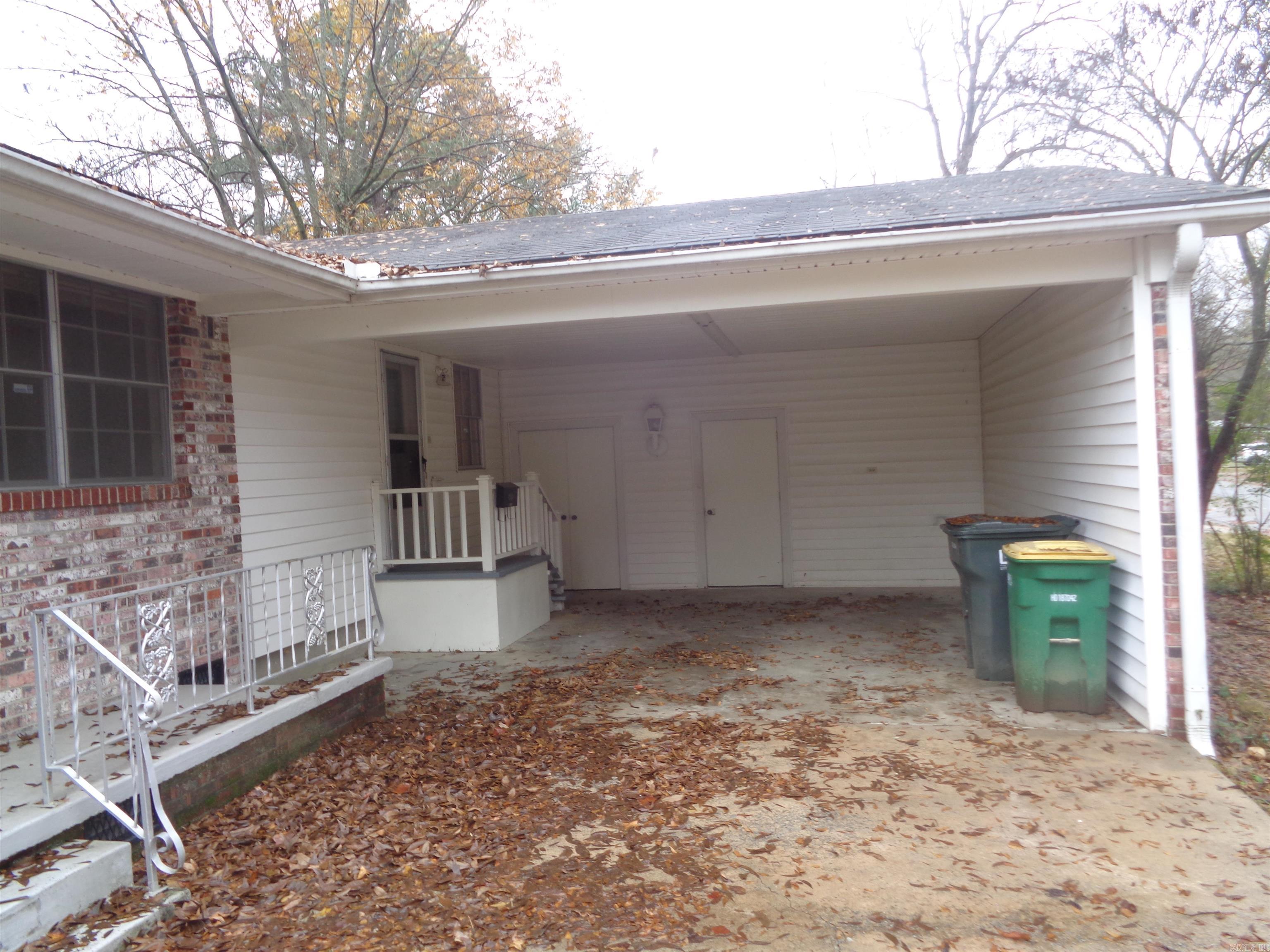 Cloverhill Place - Residential Lease