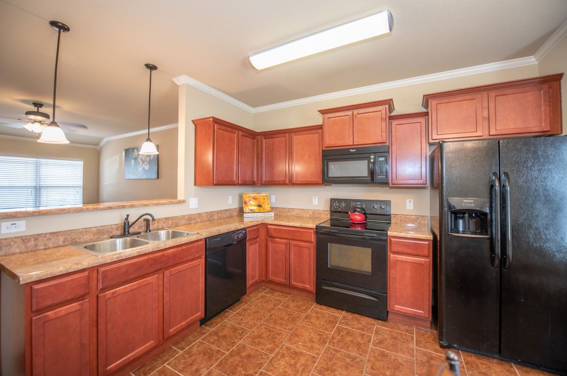 FAULKNER CROSSING - Residential