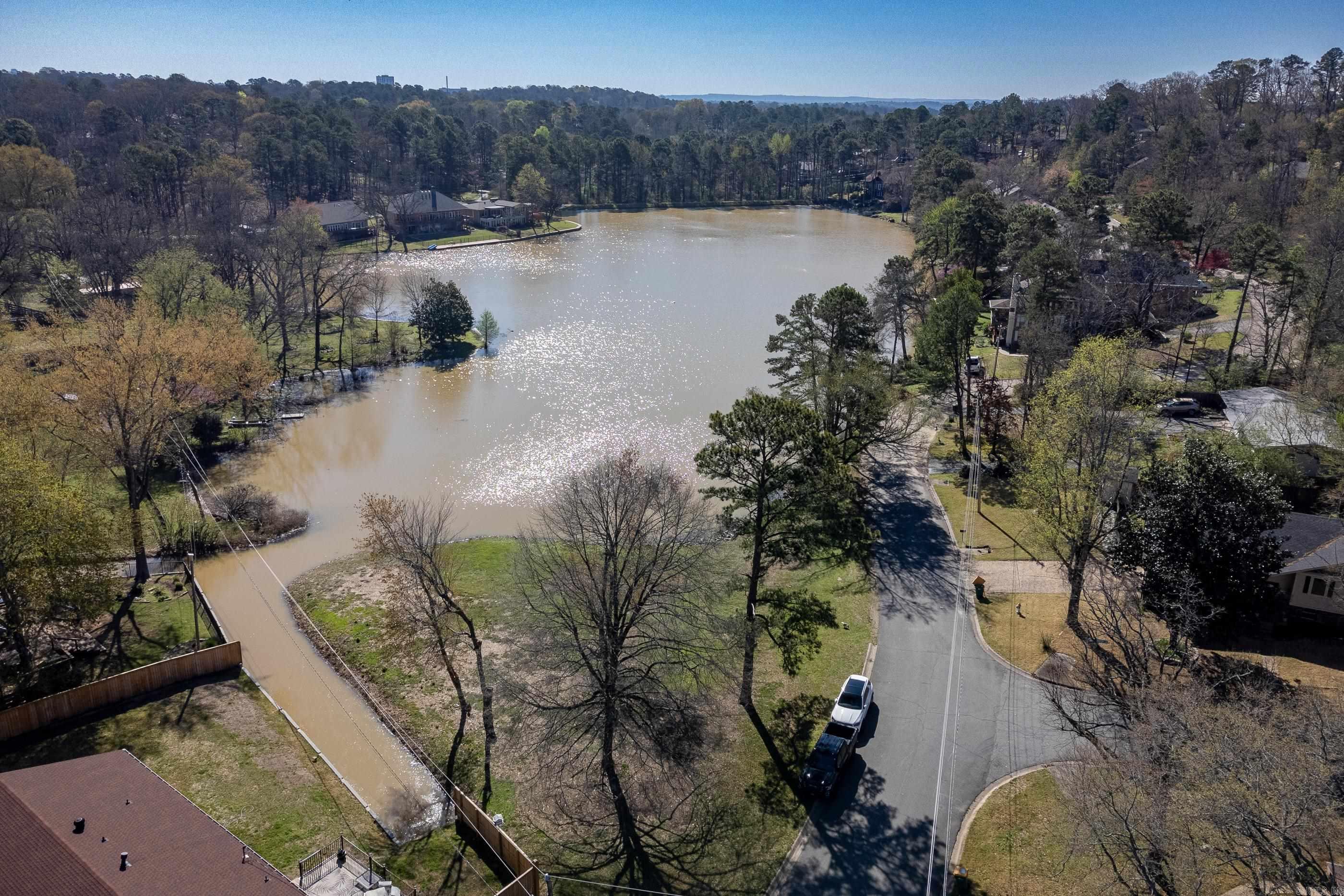 LEAWOOD MTN - Residential