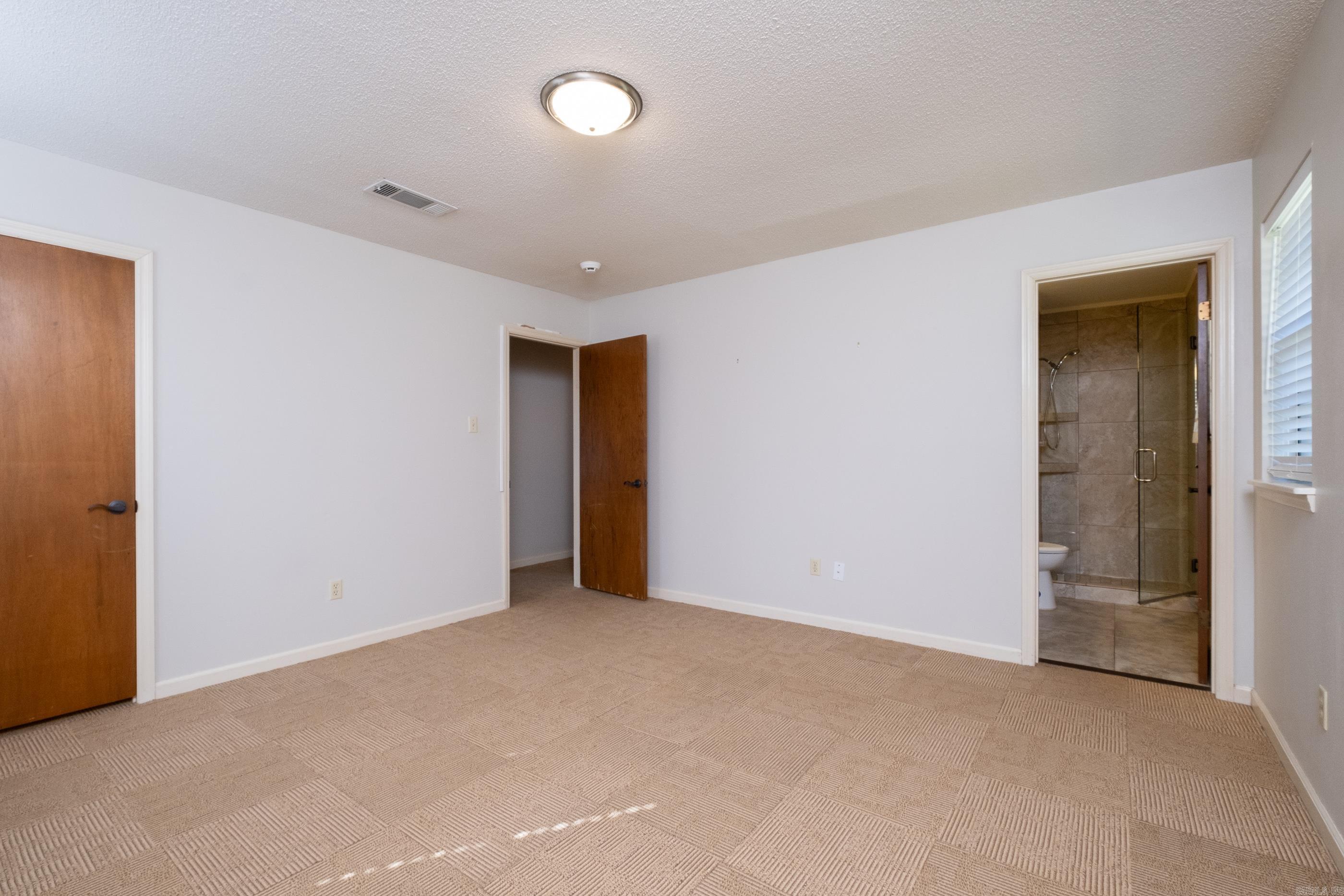 LEAWOOD MTN - Residential