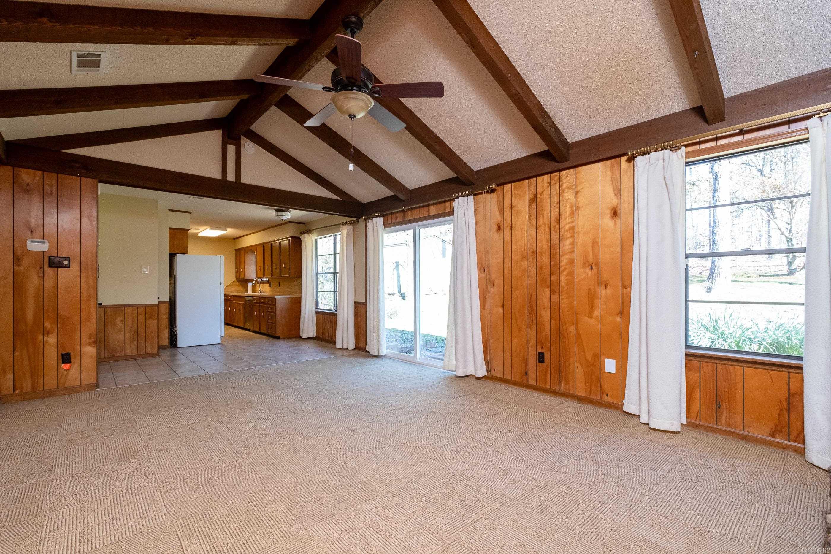 LEAWOOD MTN - Residential