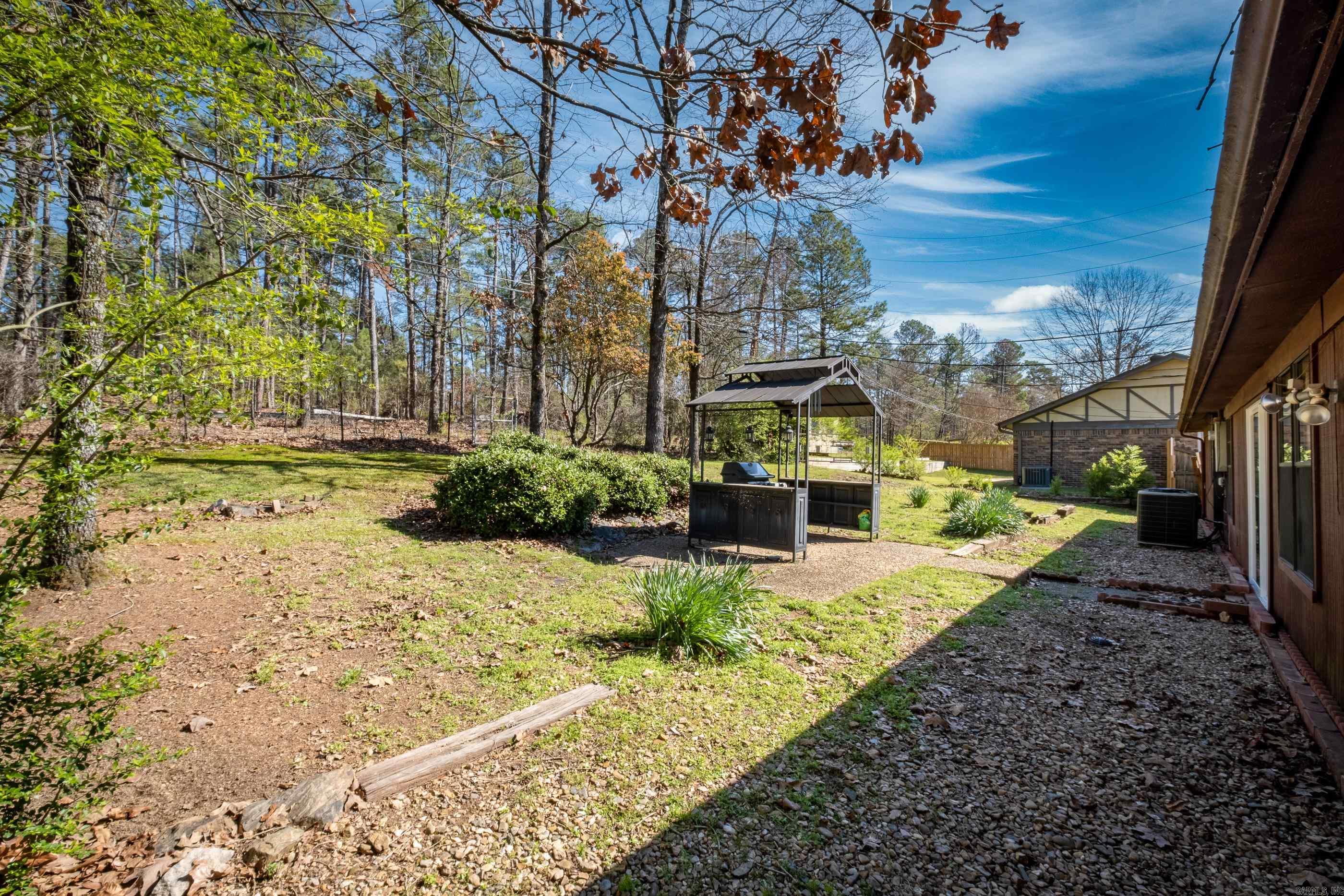 LEAWOOD MTN - Residential