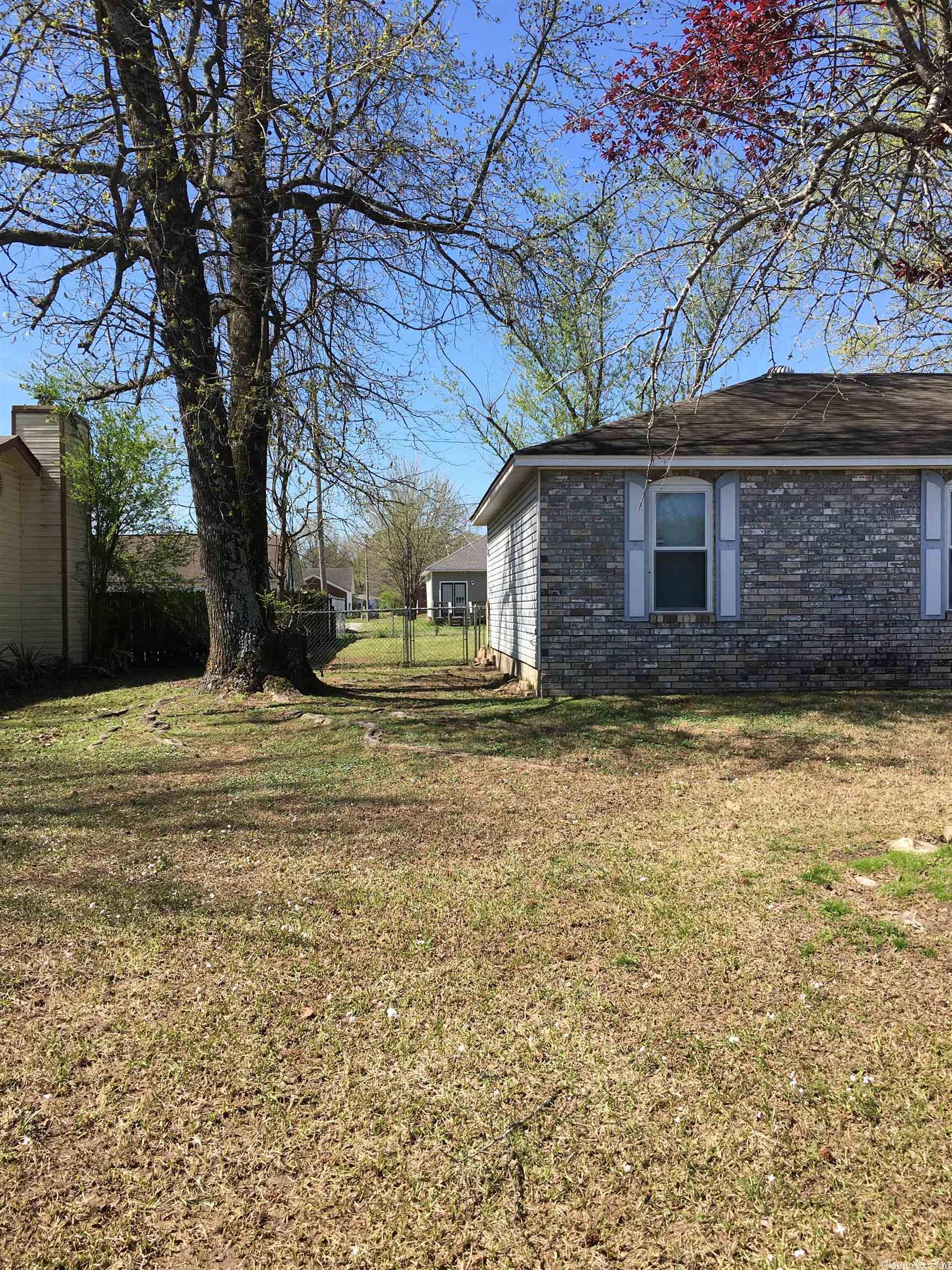 CLOVER RIDGE - Residential