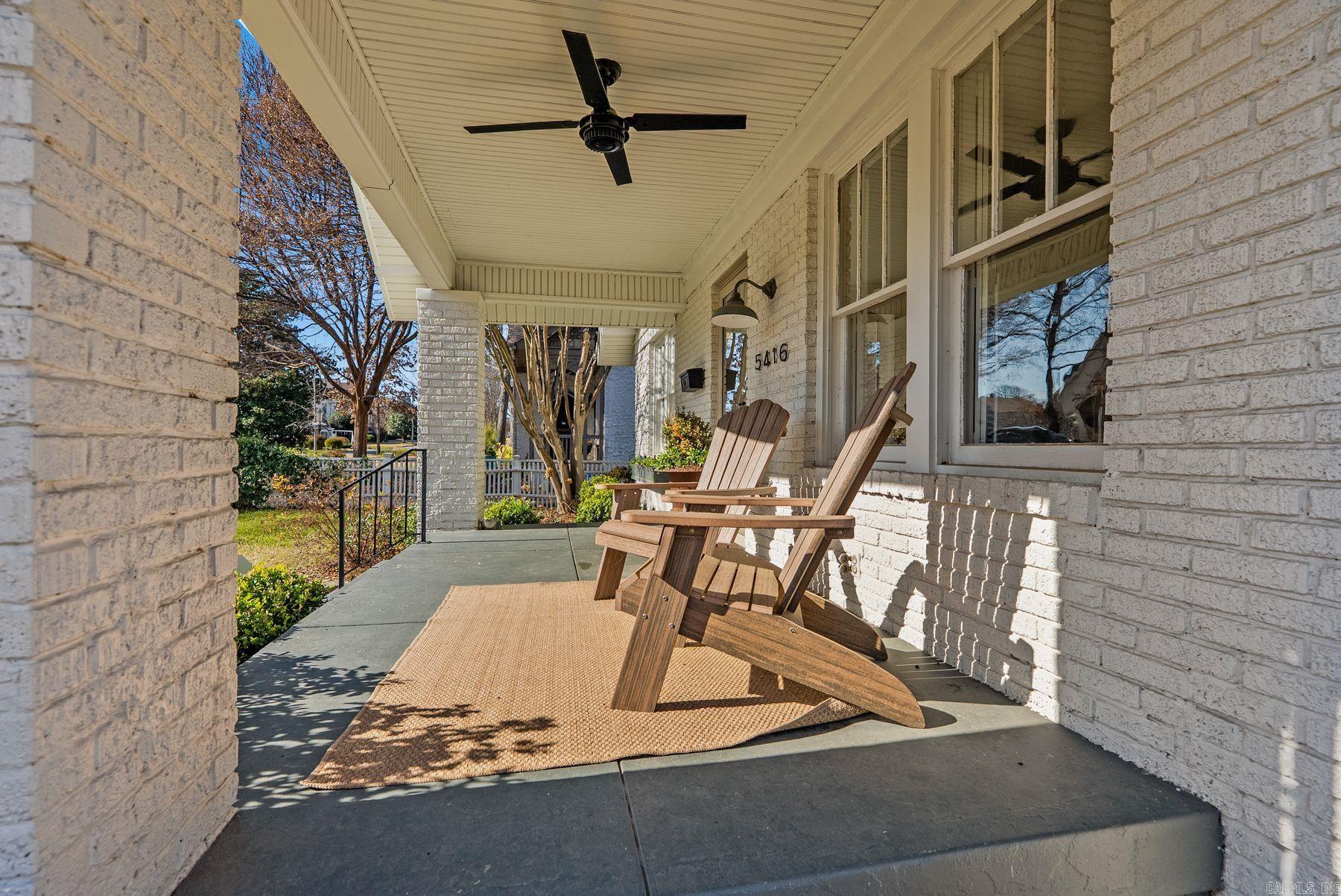 NEWTONS - Residential