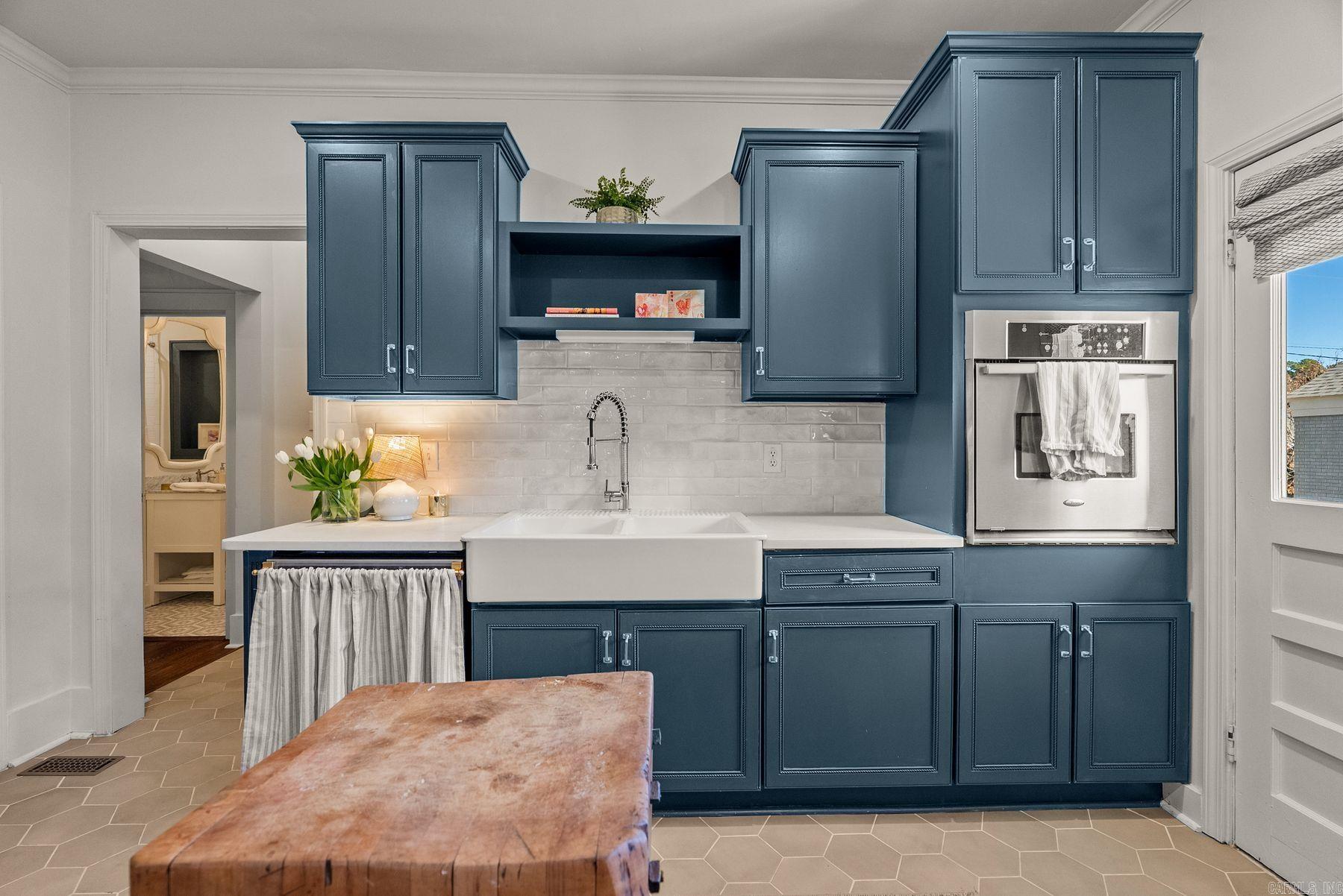 NEWTONS - Residential