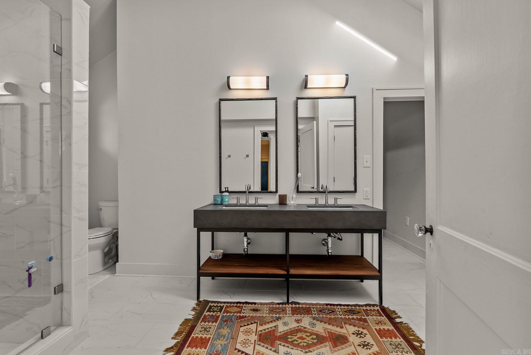 NEWTONS - Residential