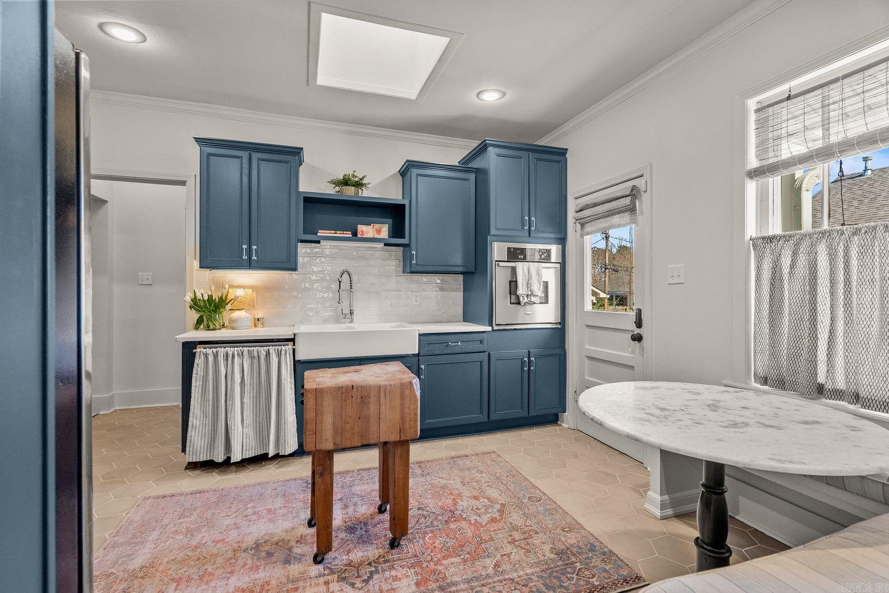 NEWTONS - Residential