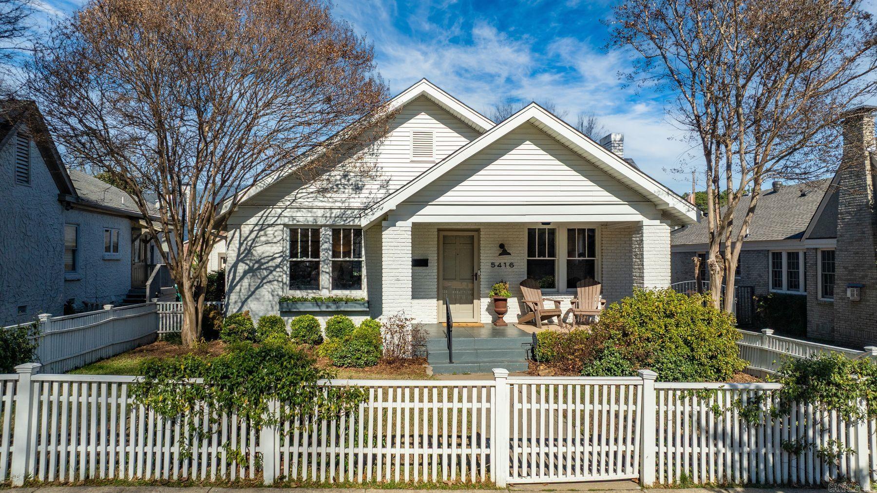 NEWTONS - Residential