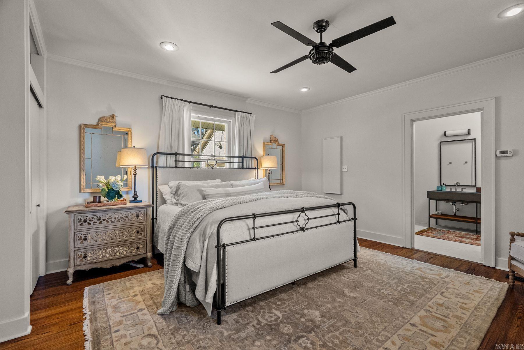 NEWTONS - Residential