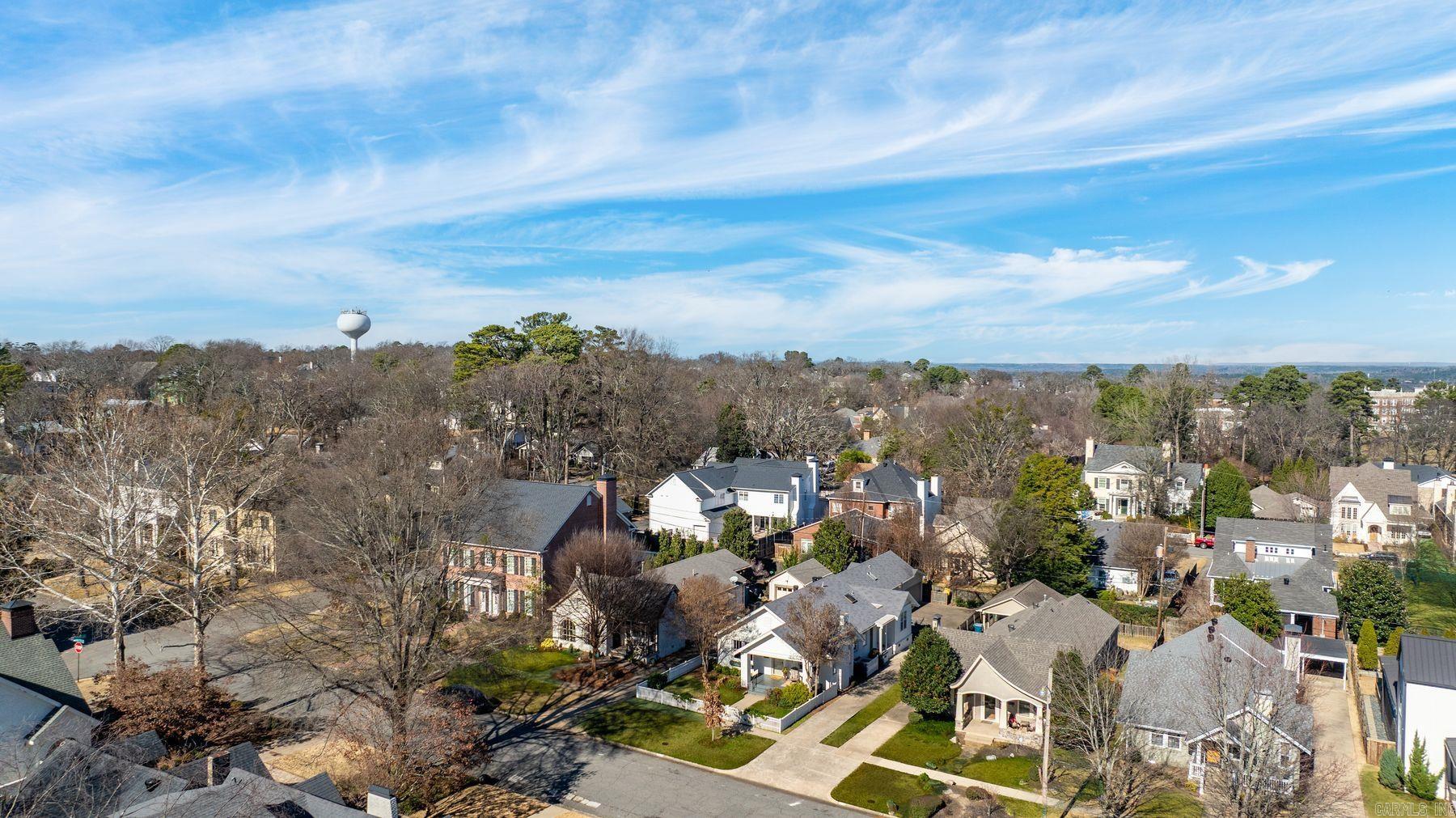 NEWTONS - Residential