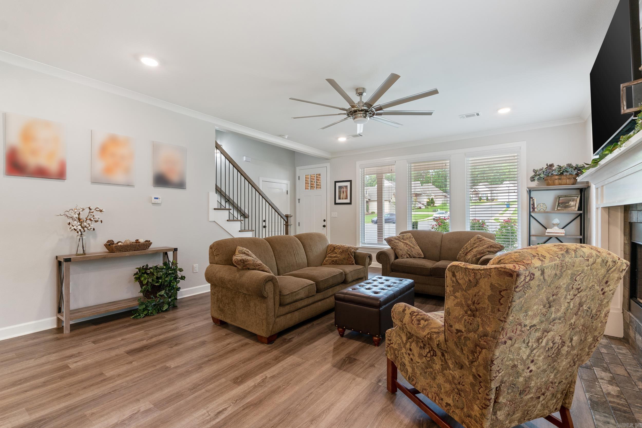 DAWSONS POINTE - Residential