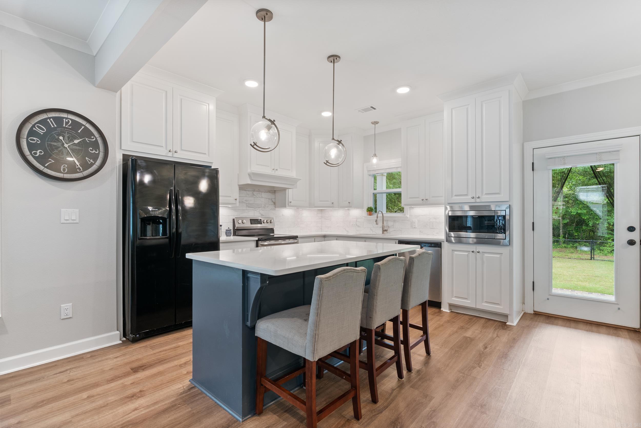 DAWSONS POINTE - Residential