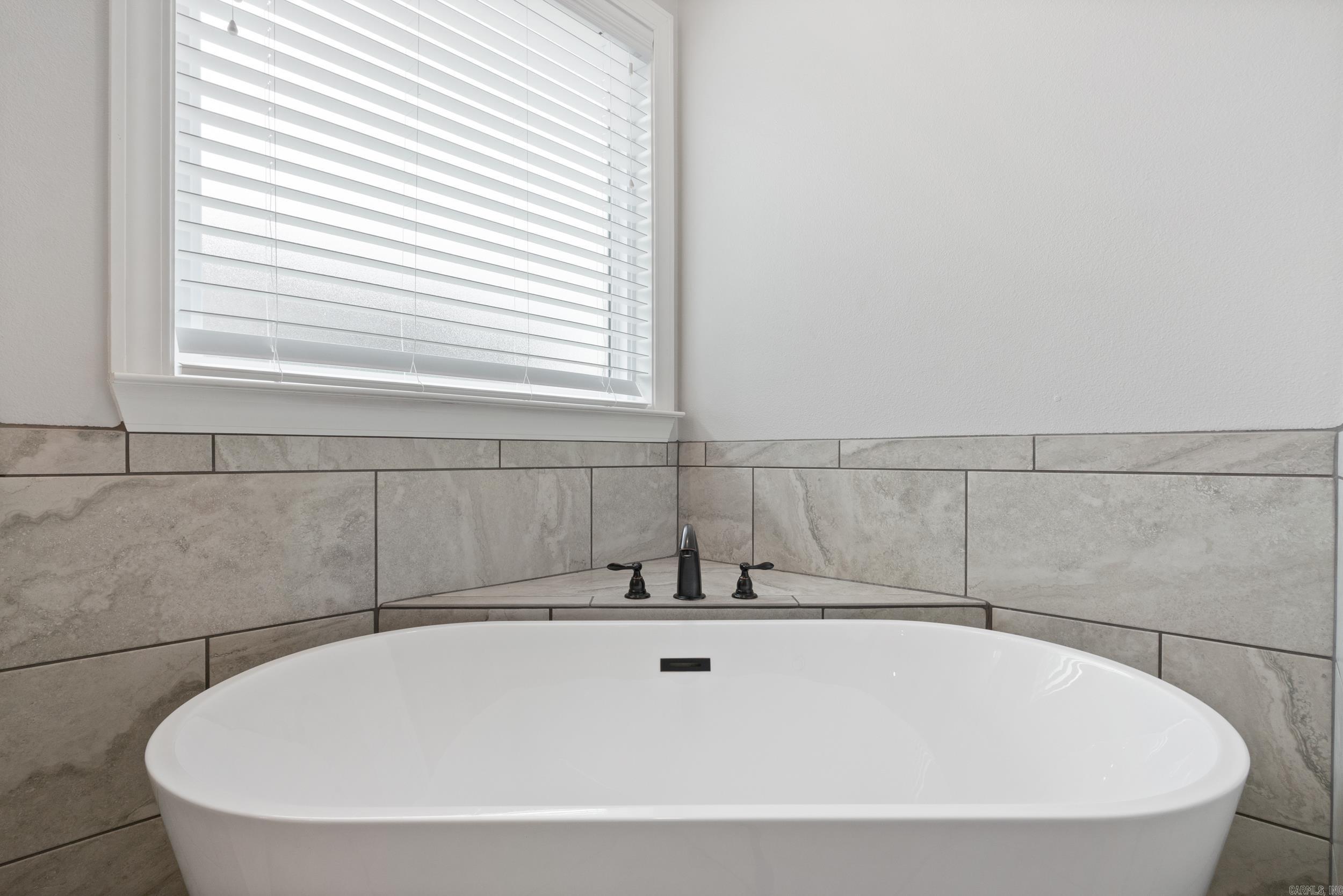 DAWSONS POINTE - Residential