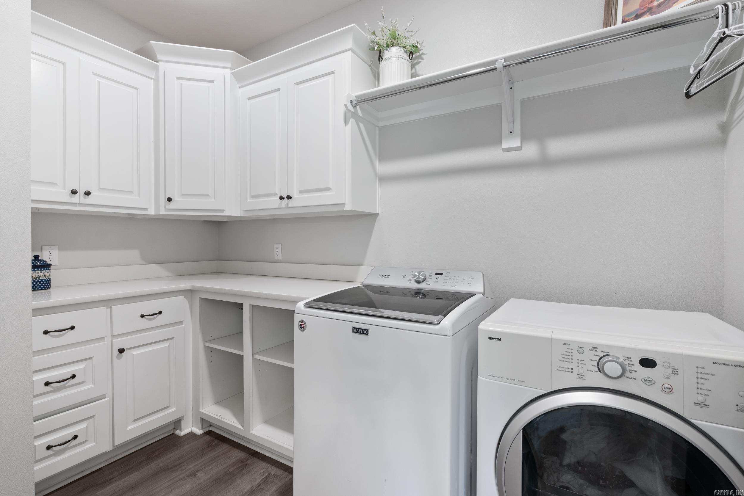 DAWSONS POINTE - Residential